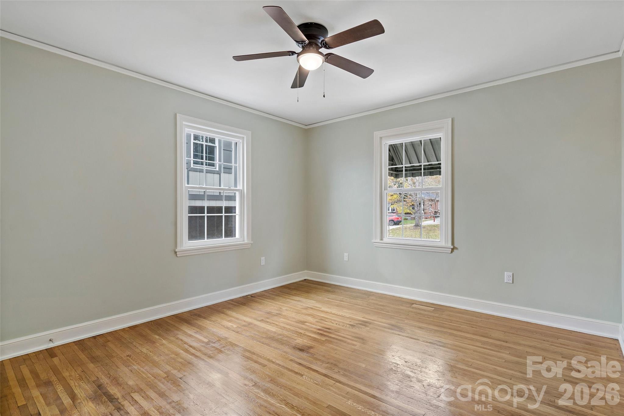141 N Madison Street Property Photo 25