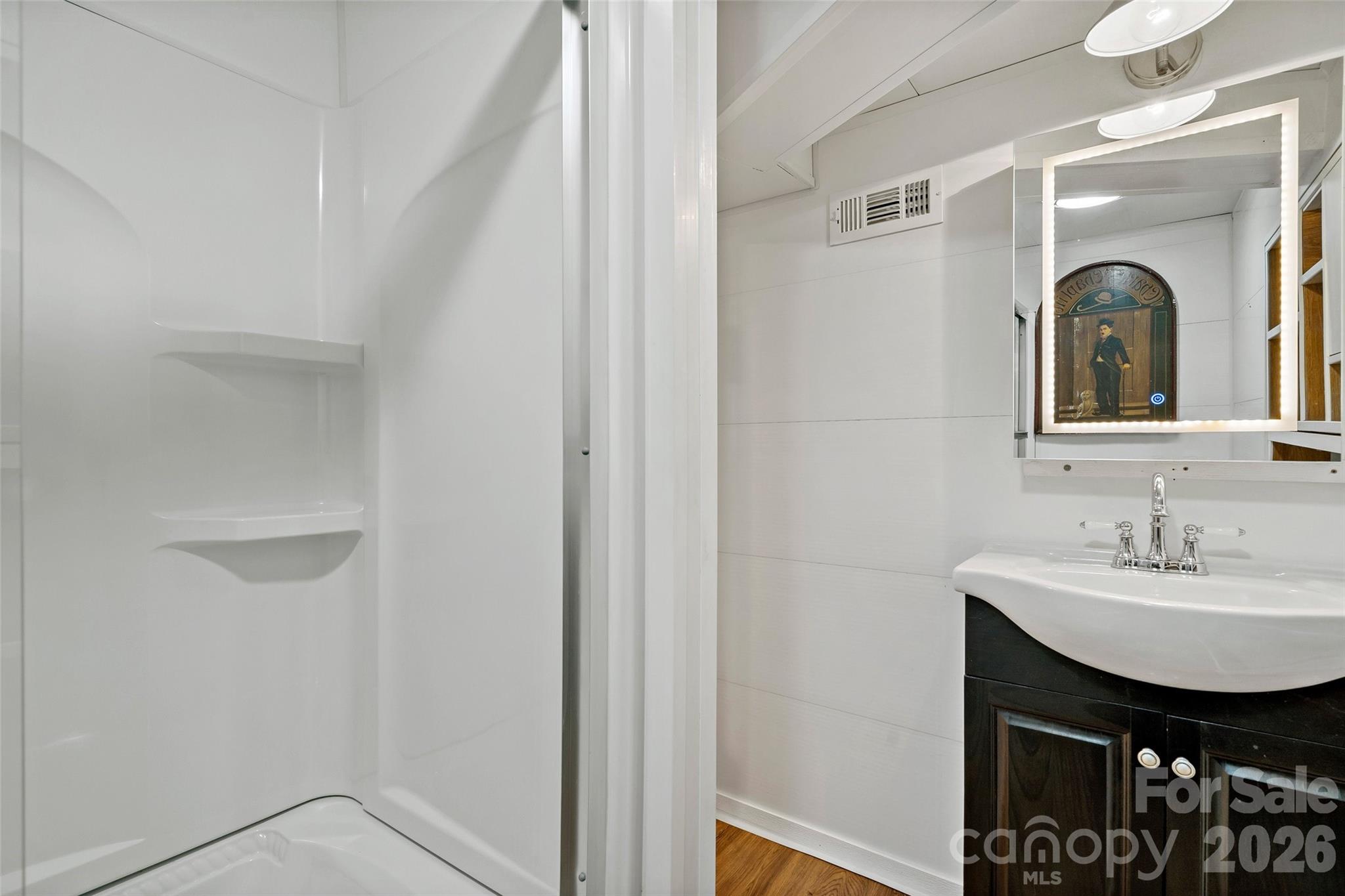 141 N Madison Street Property Photo 44