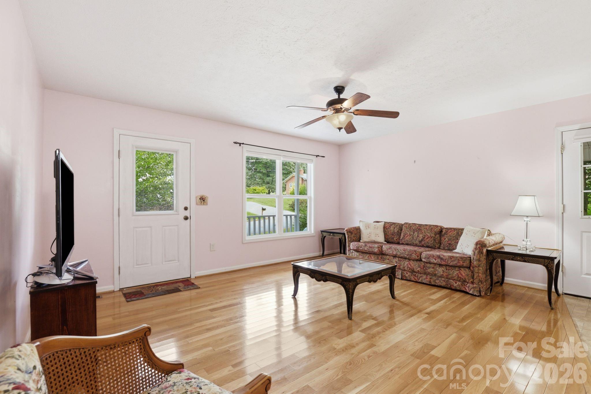 15 Valley Street Property Photo 8