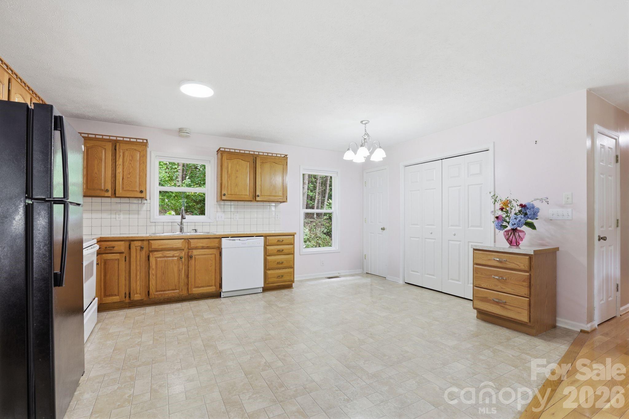 15 Valley Street Property Photo 10
