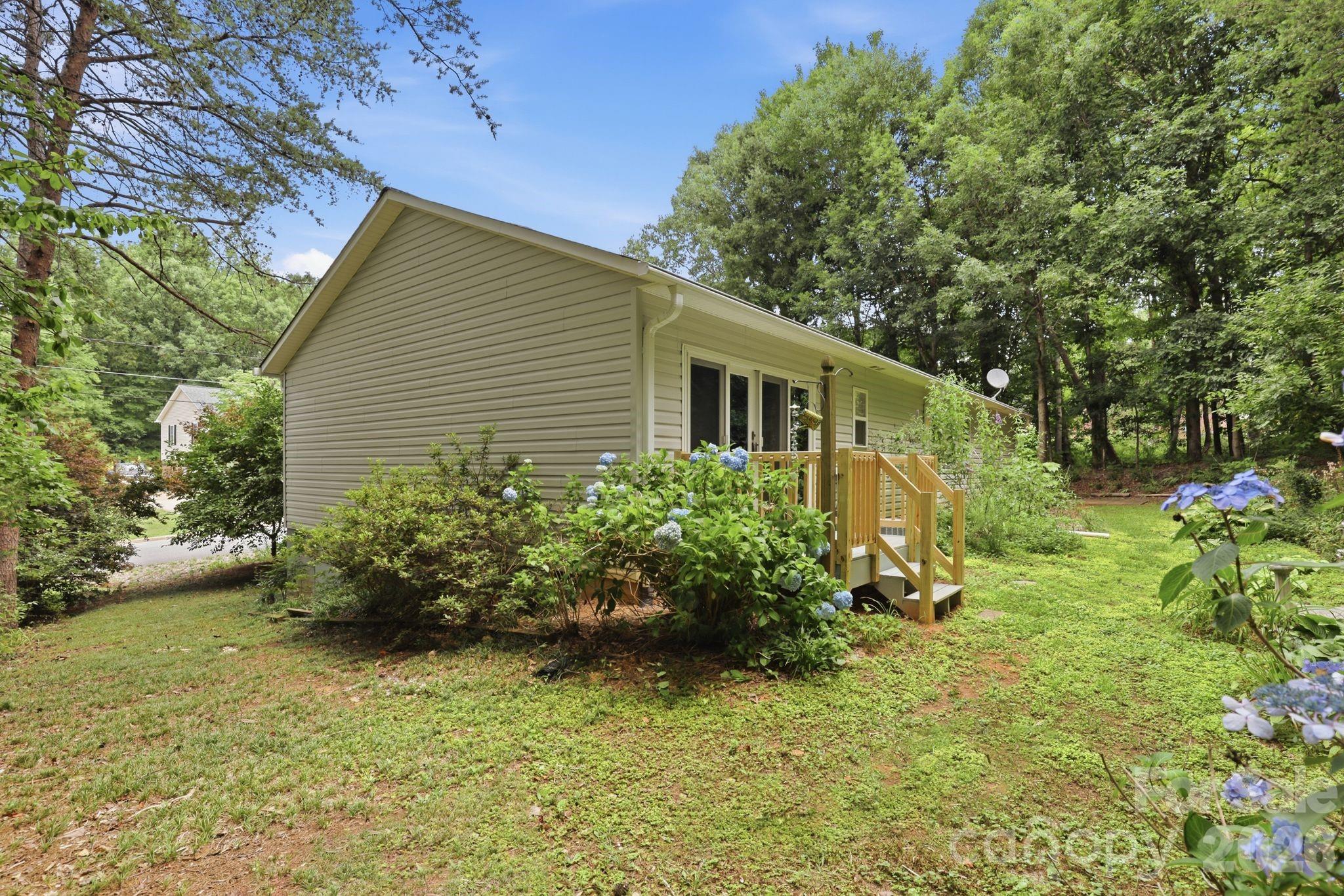 15 Valley Street Property Photo 26
