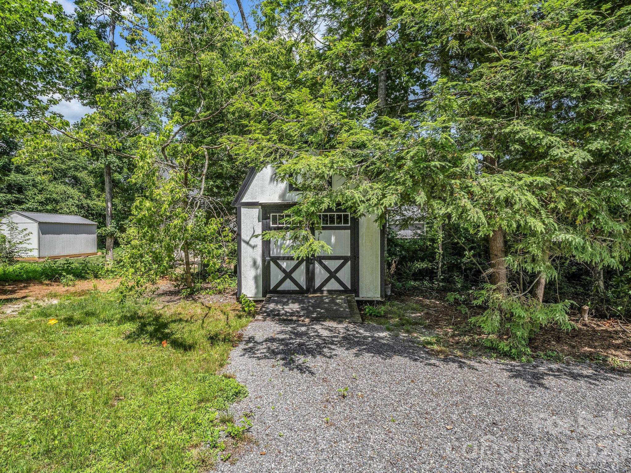 808 Montreat Road Property Photo 16