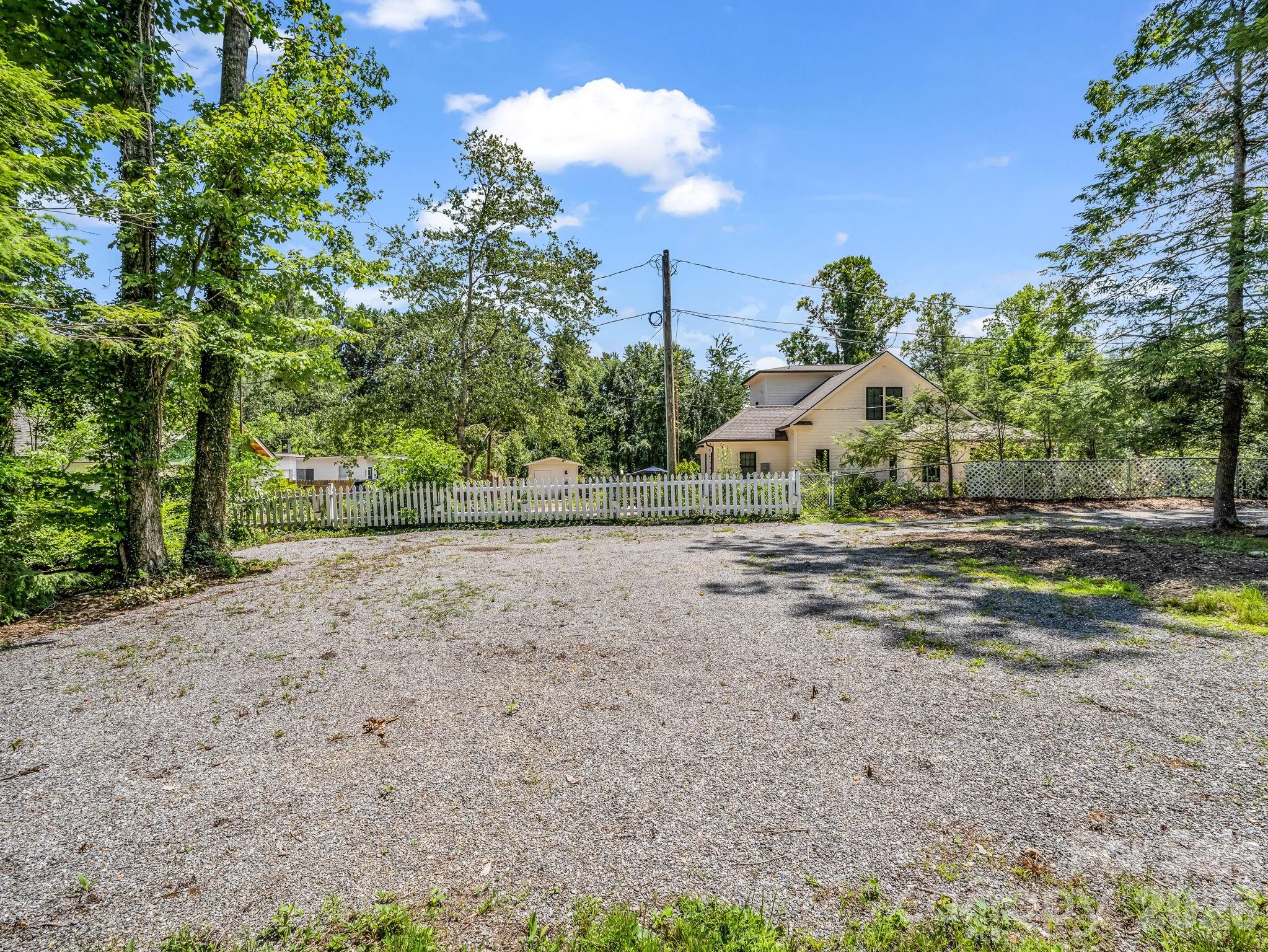 808 Montreat Road Property Photo 17
