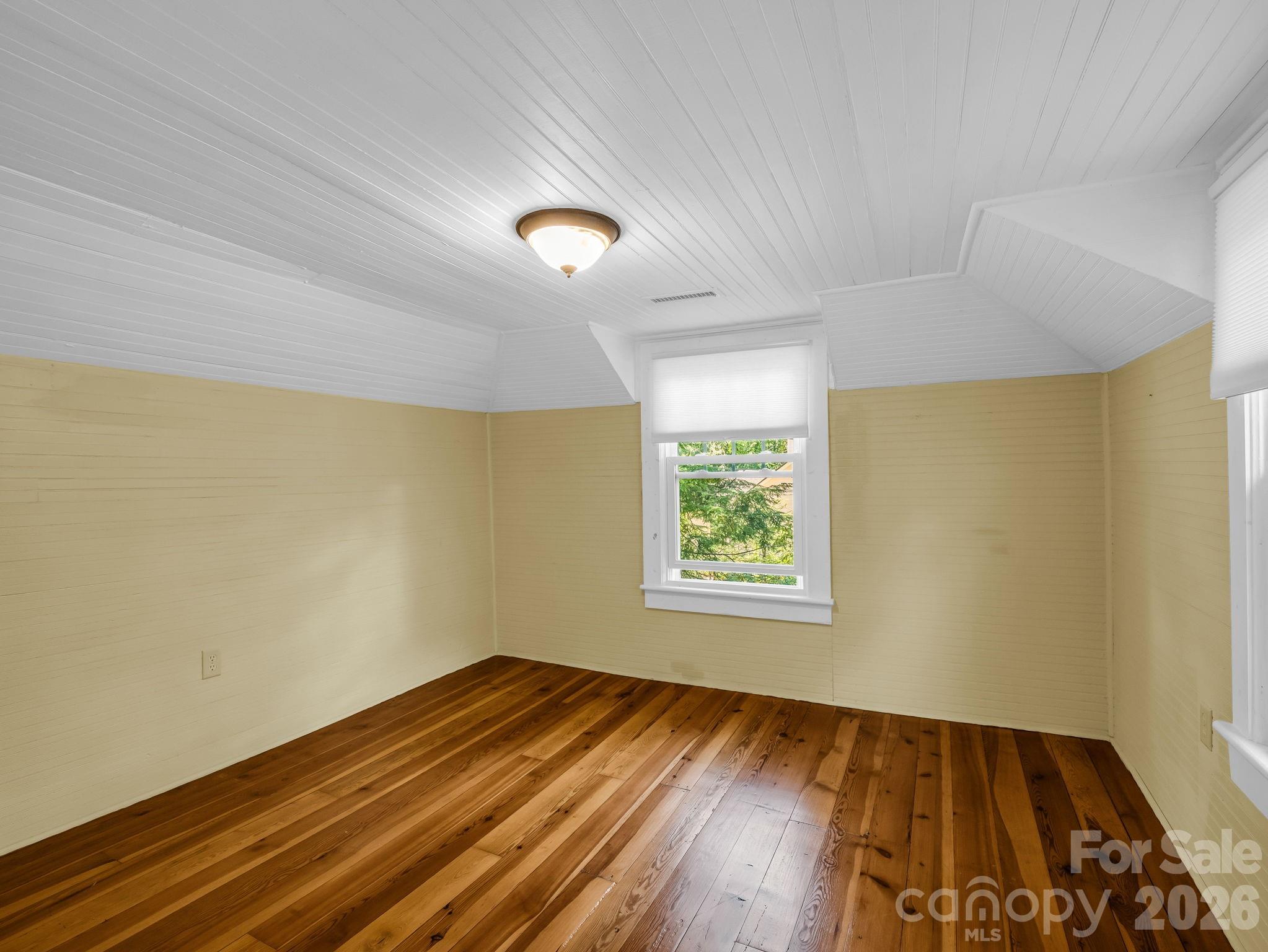 808 Montreat Road Property Photo 32