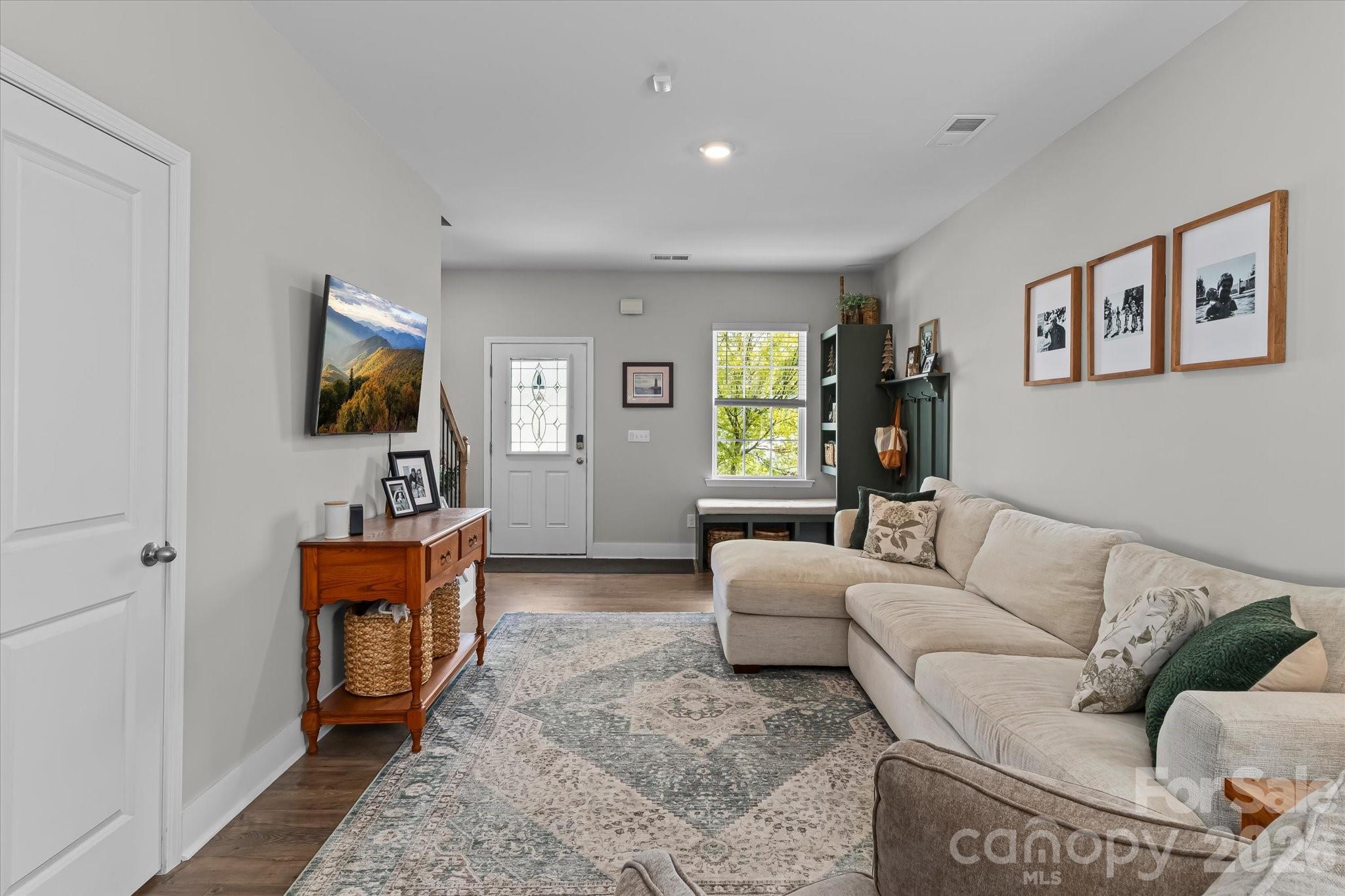 174 Cherry Birch Street Property Photo 4