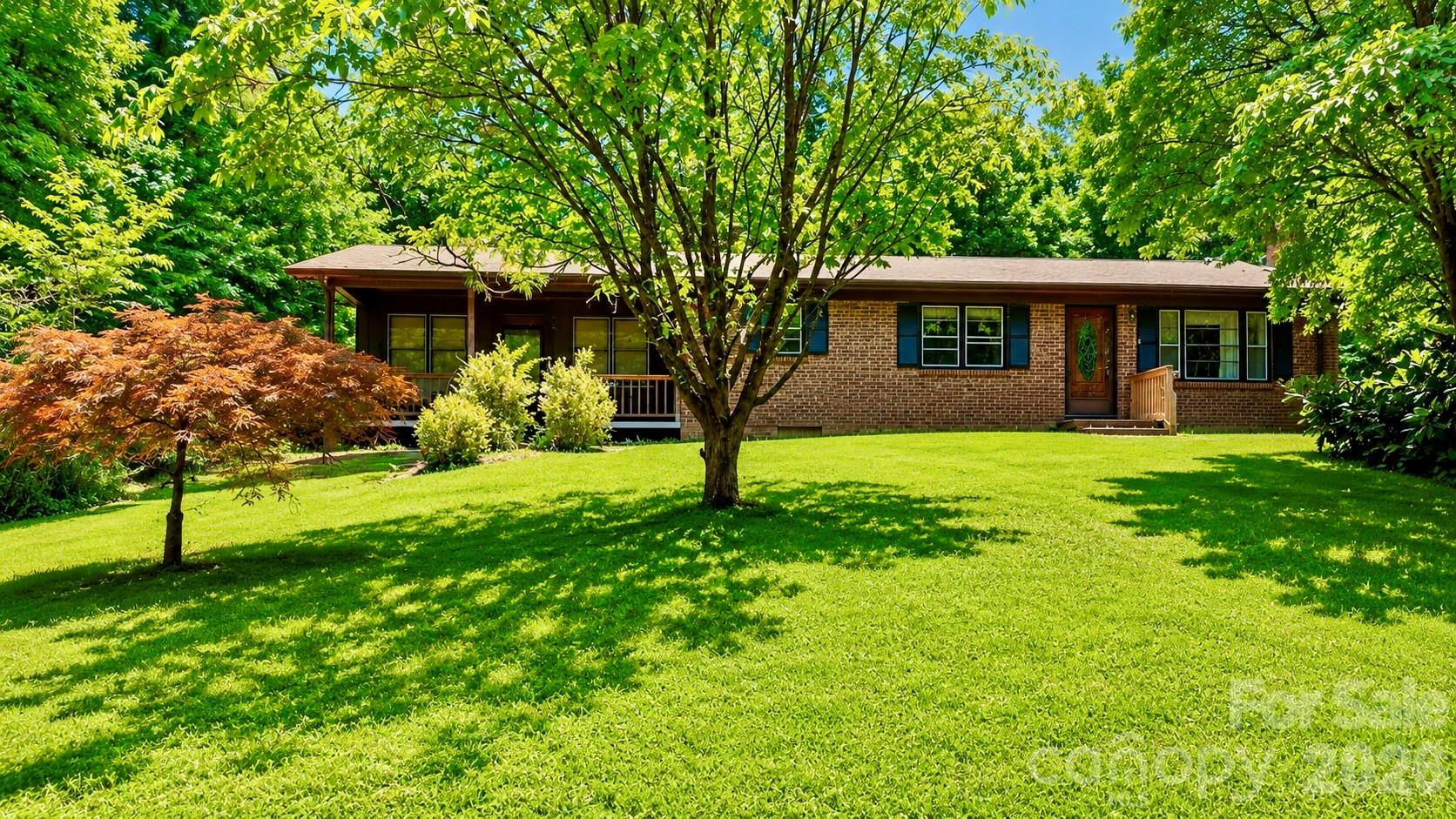 215 N Fork River Road Property Photo 1