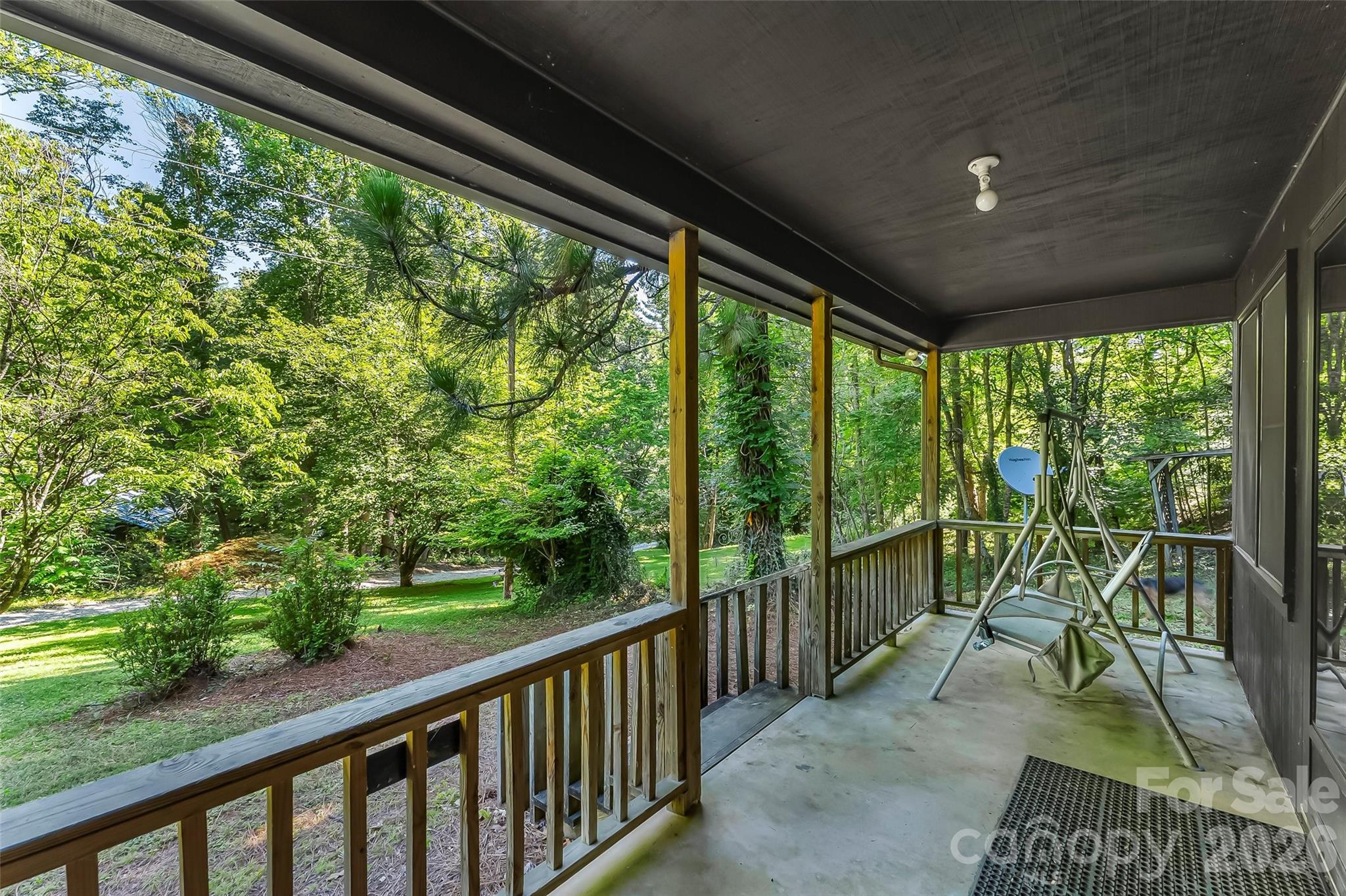 215 N Fork River Road Property Photo 4