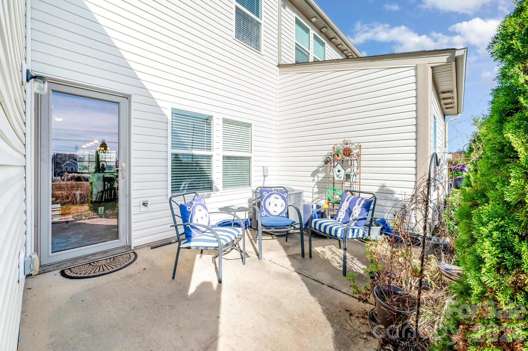 104 Blackstone Court Property Photo 11