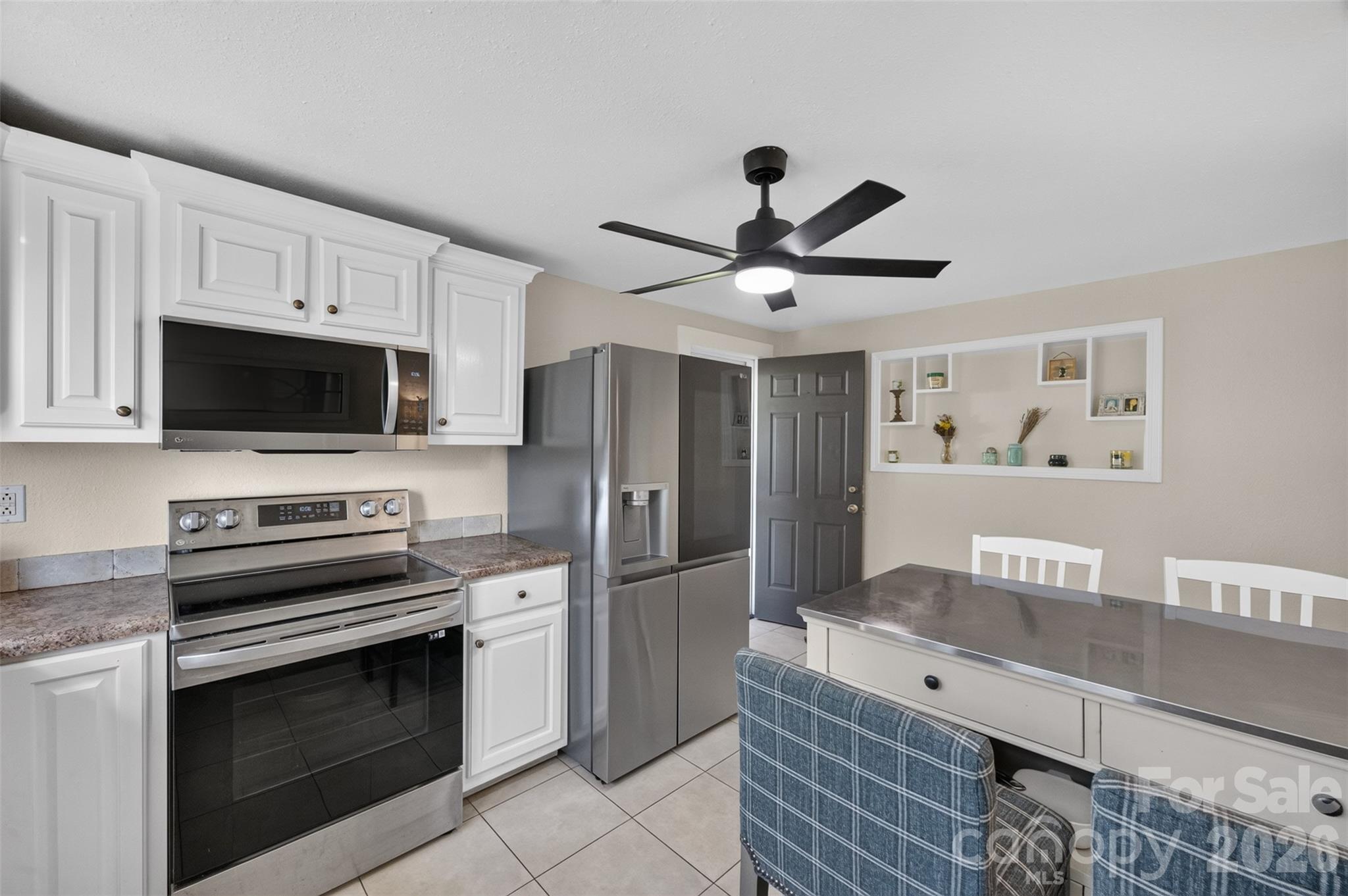 106 Lake Drive Property Photo 15
