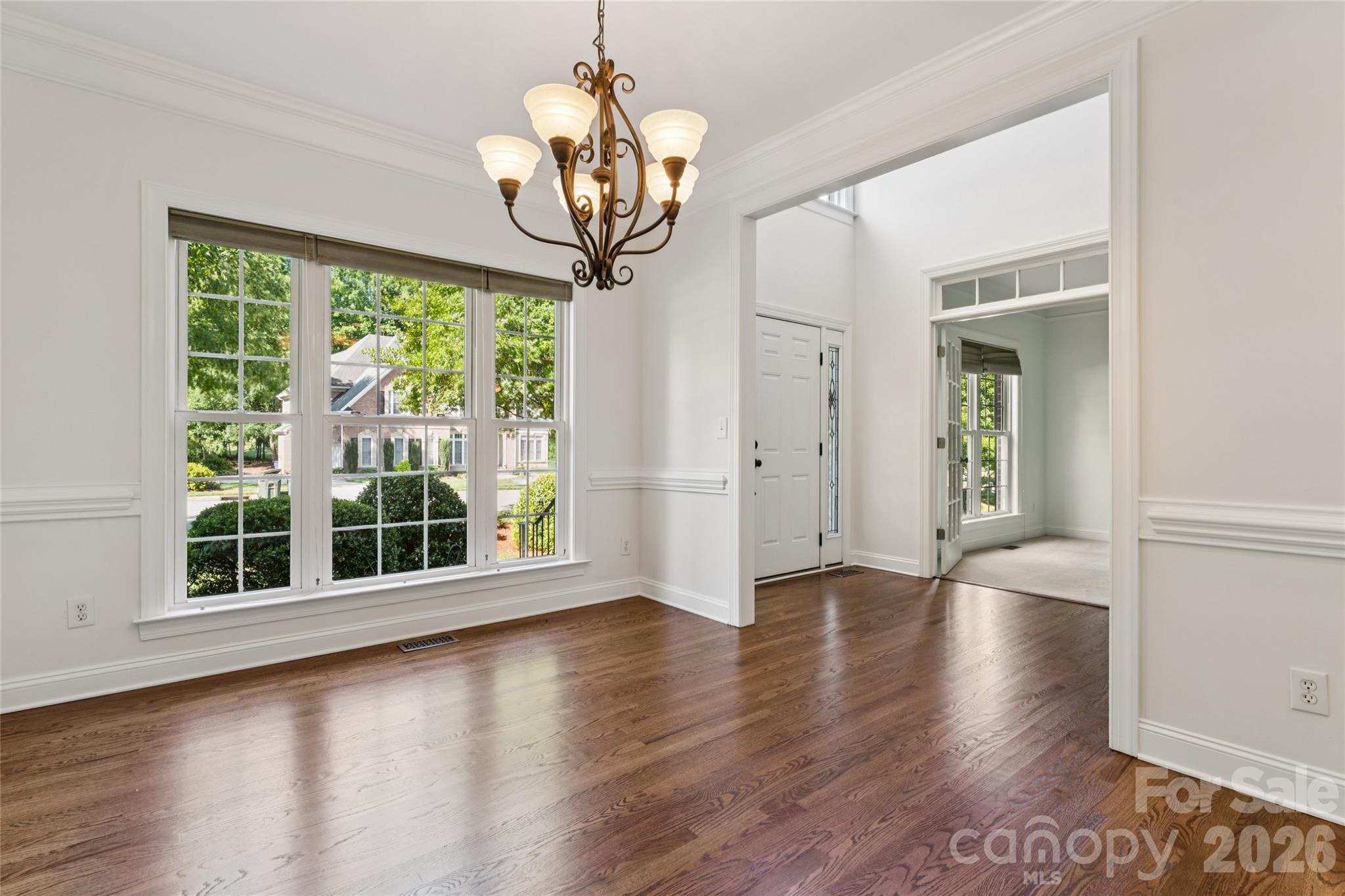 9727 Devonshire Drive Property Photo 3