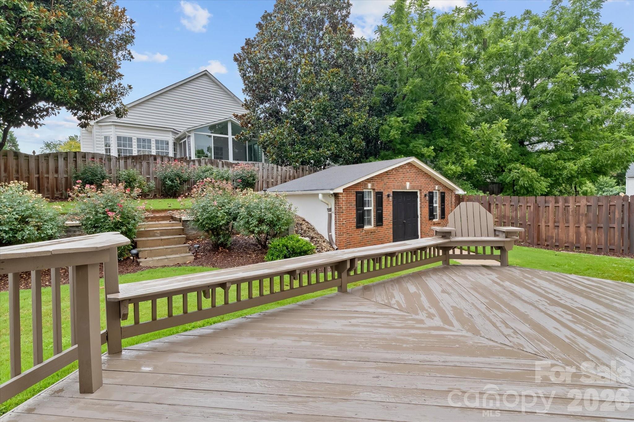 9407 Hillston Ridge Road Property Photo 2