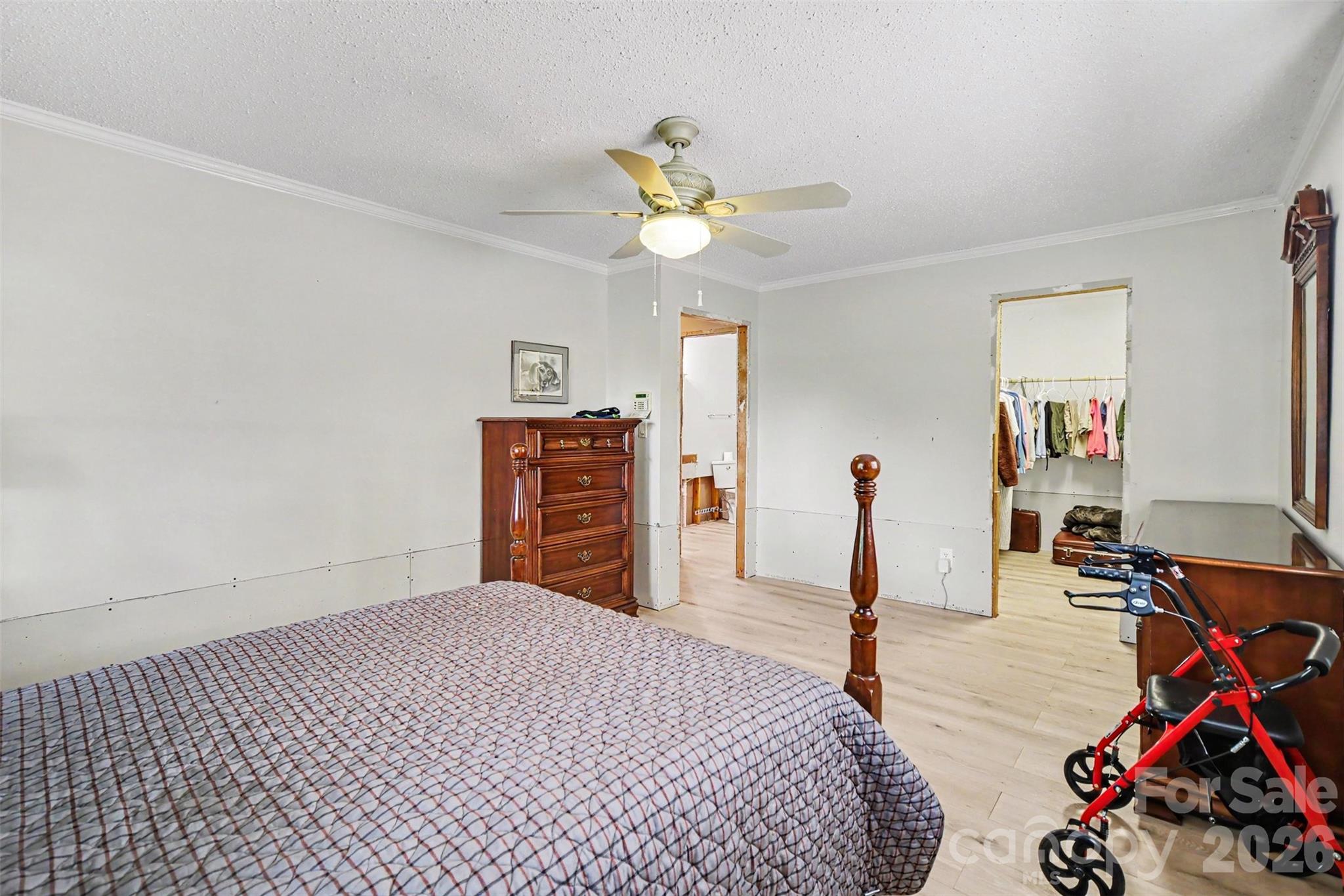 2710 Eva Drive Property Photo 32