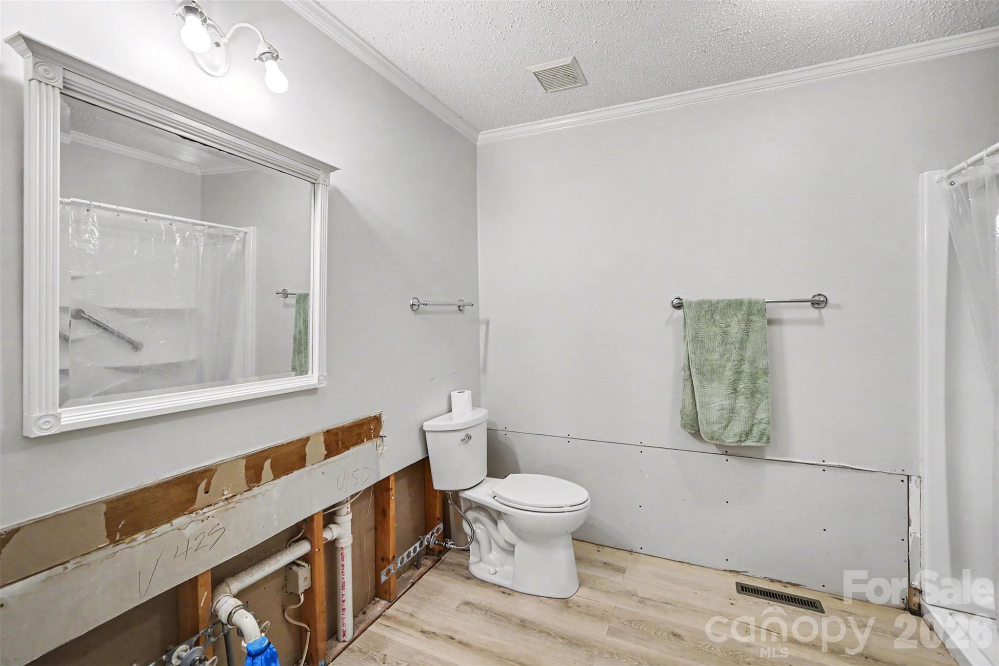 2710 Eva Drive Property Photo 34