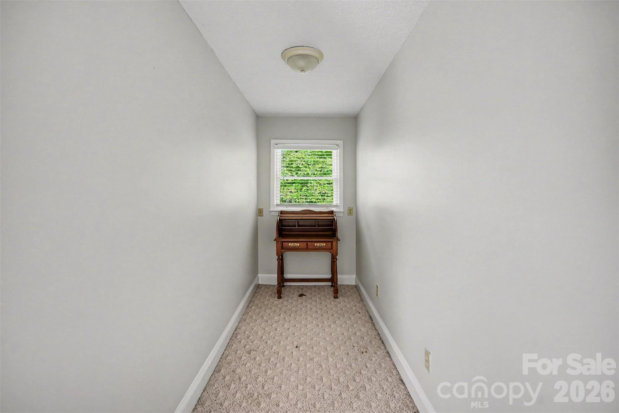 2710 Eva Drive Property Photo 41