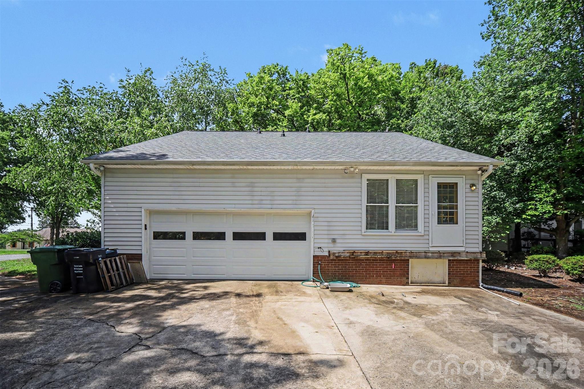 2710 Eva Drive Property Photo 45