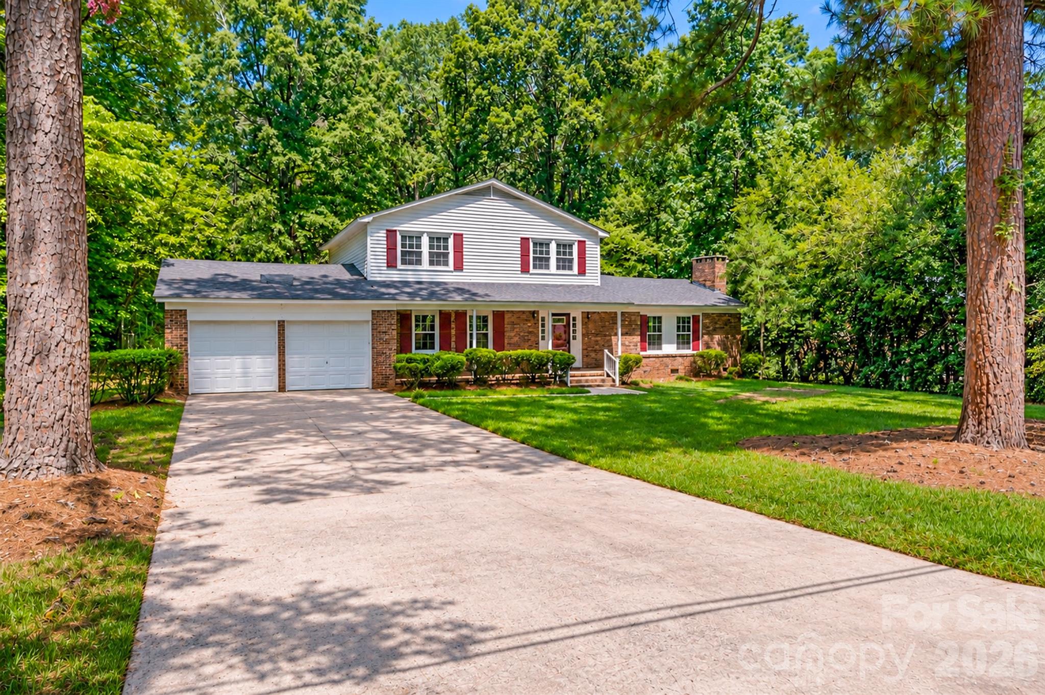 755 Cumberland Circle Property Photo 1