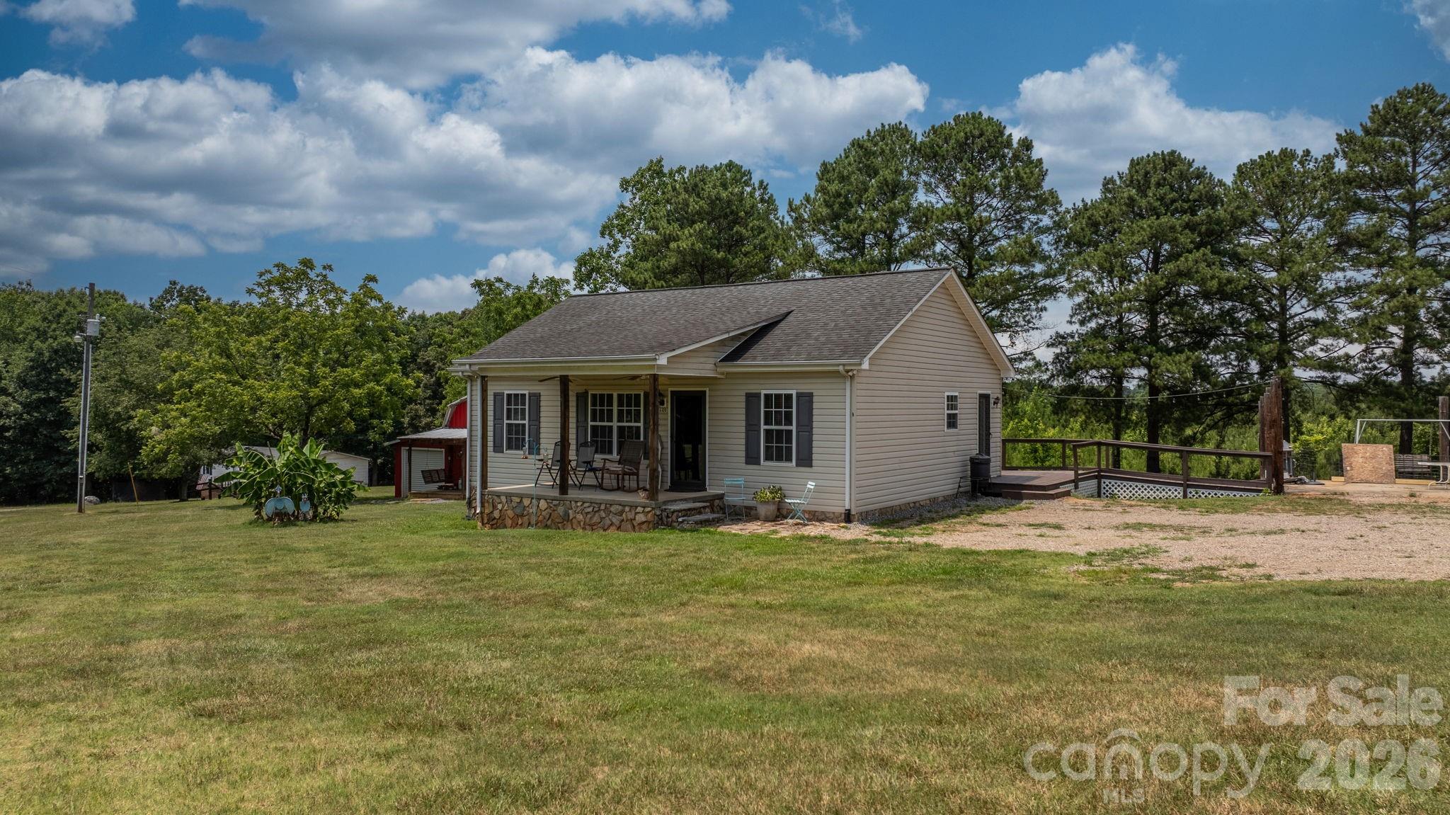 649 Springs East Road Property Photo 4