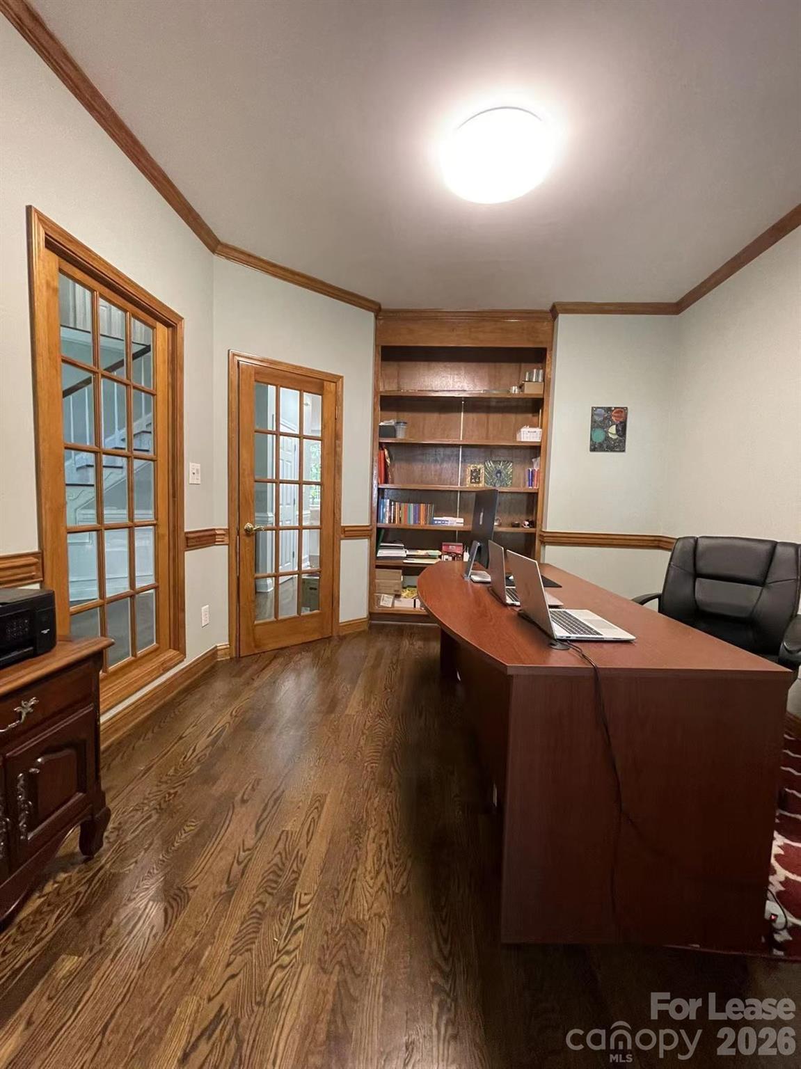 6025 Oakridge Court Property Photo 18