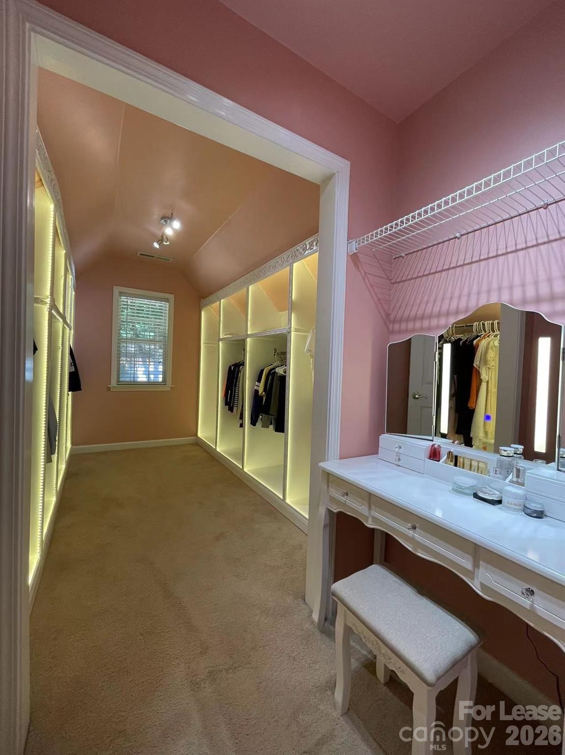 6025 Oakridge Court Property Photo 29