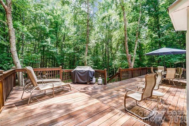 6025 Oakridge Court Property Photo 37