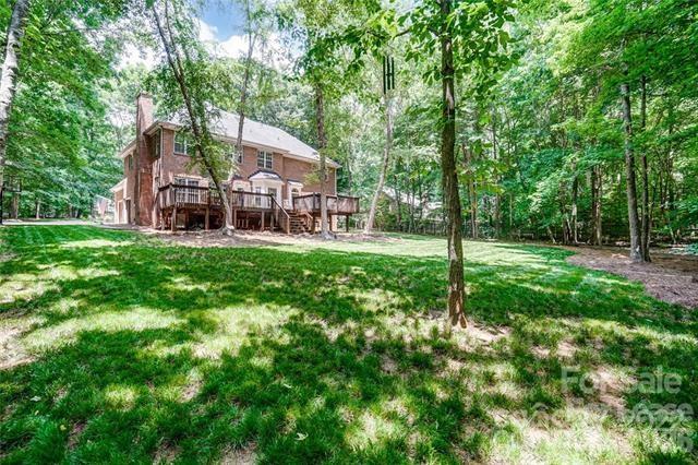 6025 Oakridge Court Property Photo 43