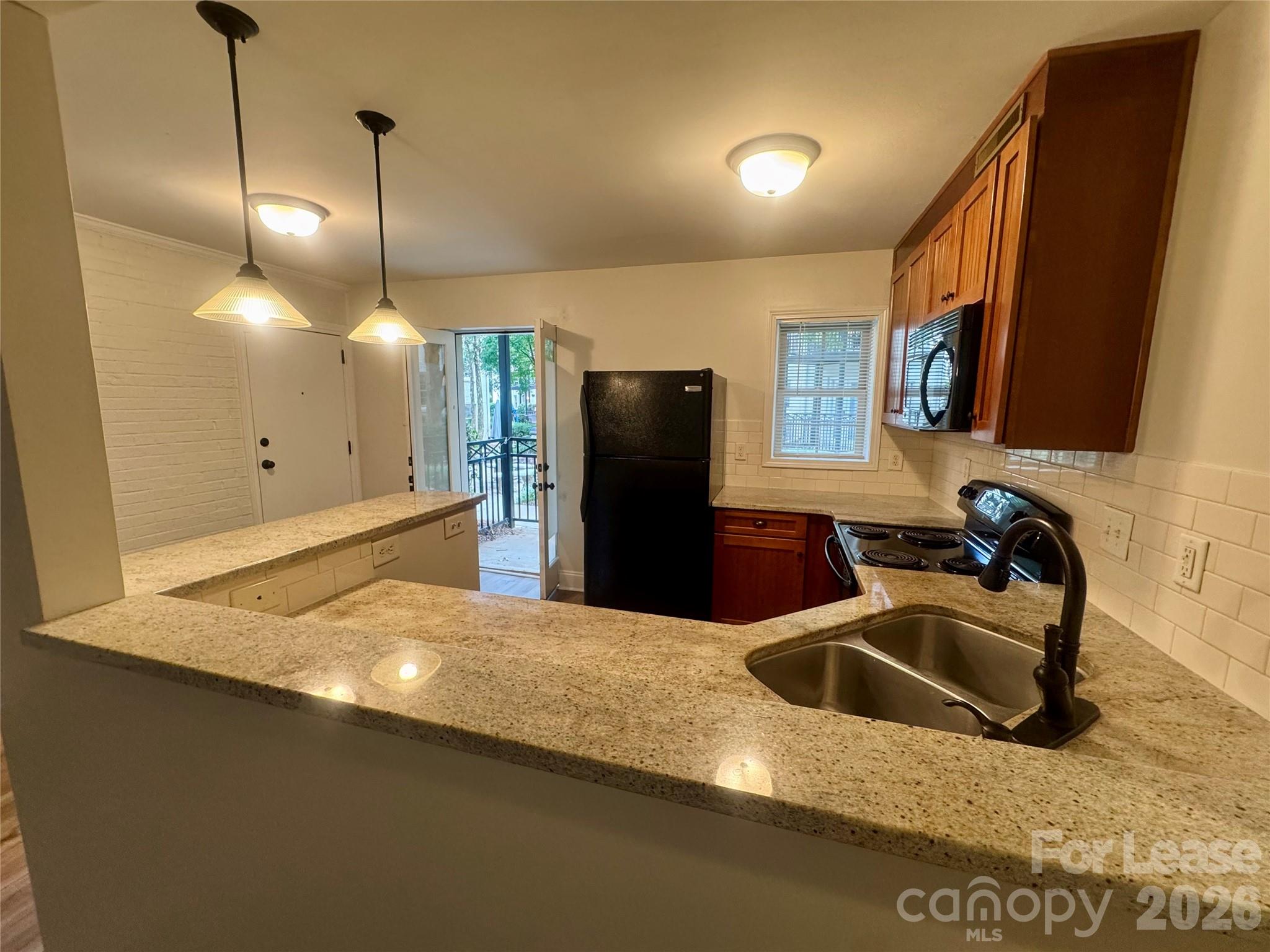 4917 Park Road B Property Photo 5