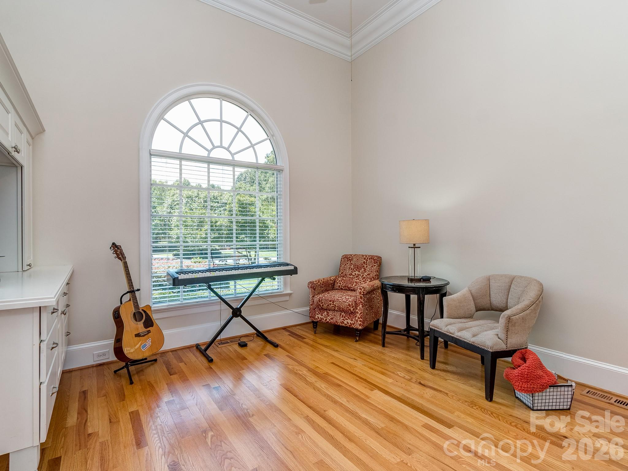 1733 White Pond Lane Property Photo 8