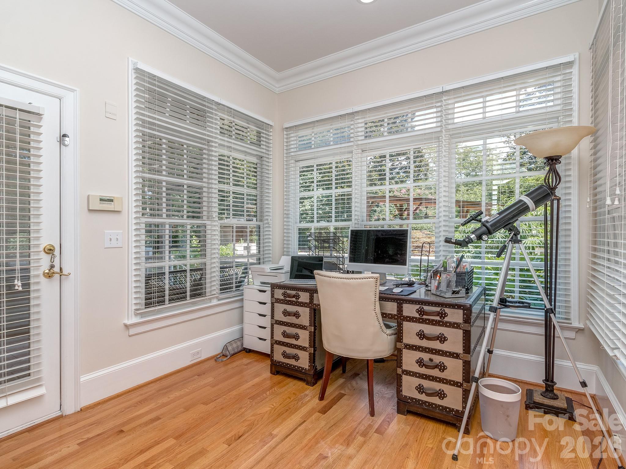 1733 White Pond Lane Property Photo 17