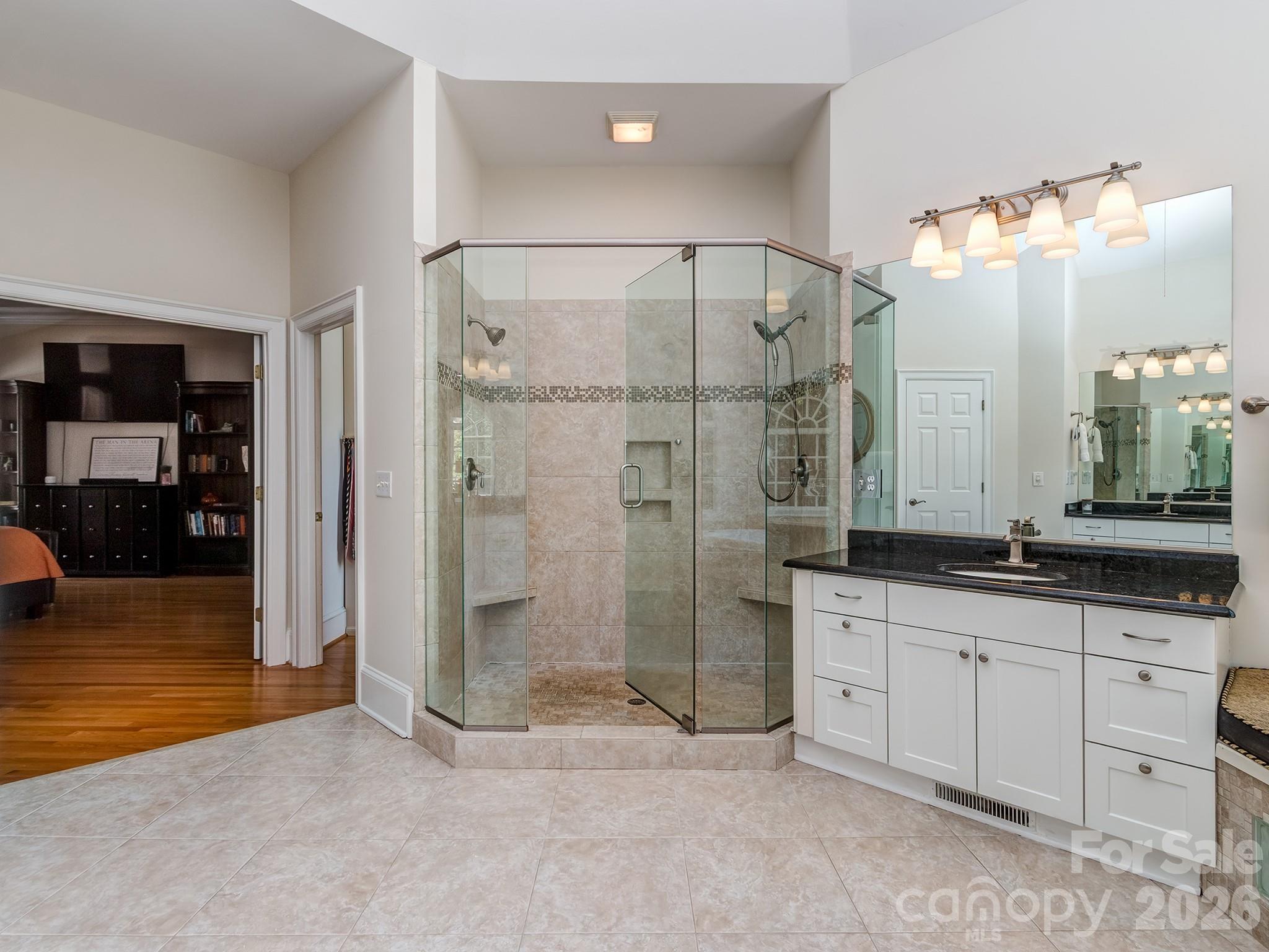 1733 White Pond Lane Property Photo 24