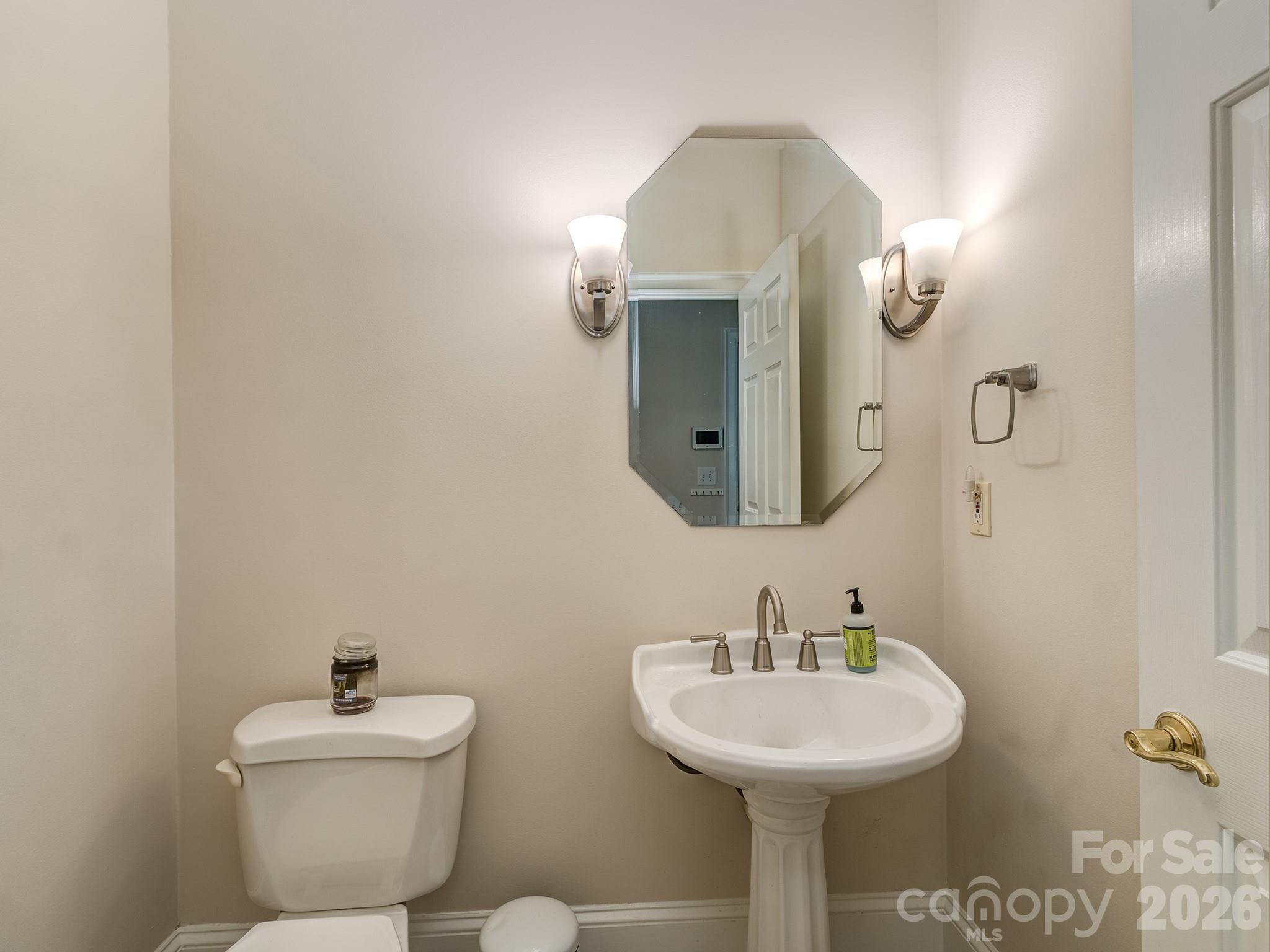 1733 White Pond Lane Property Photo 25