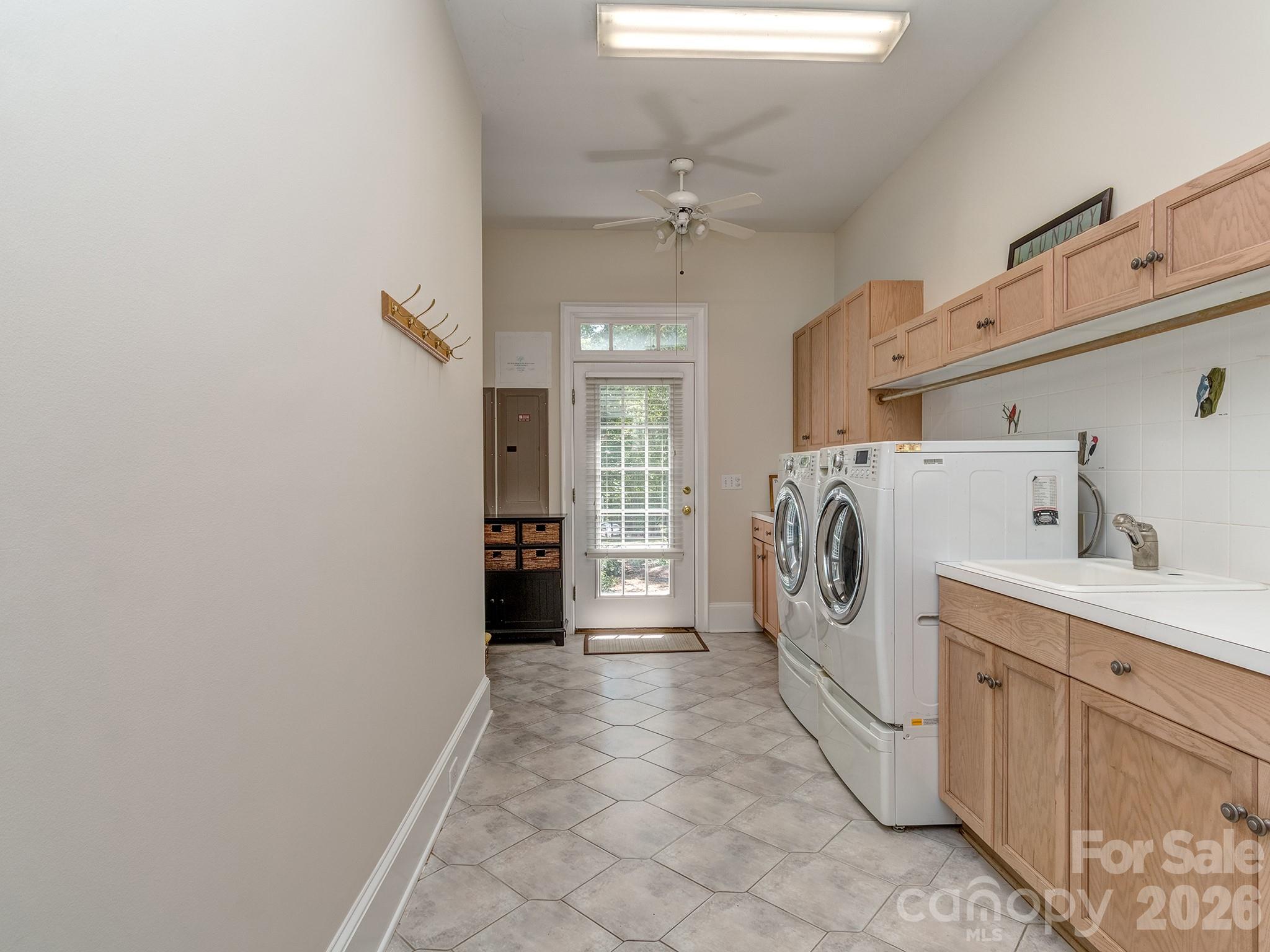 1733 White Pond Lane Property Photo 26