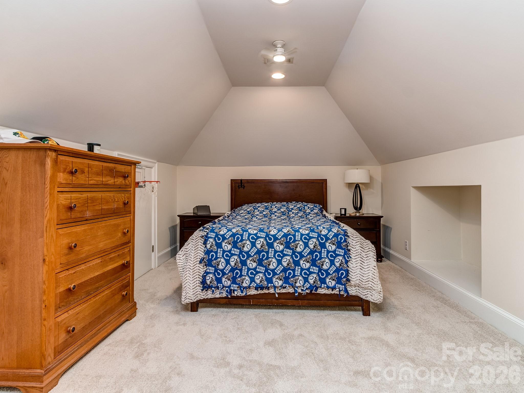 1733 White Pond Lane Property Photo 29