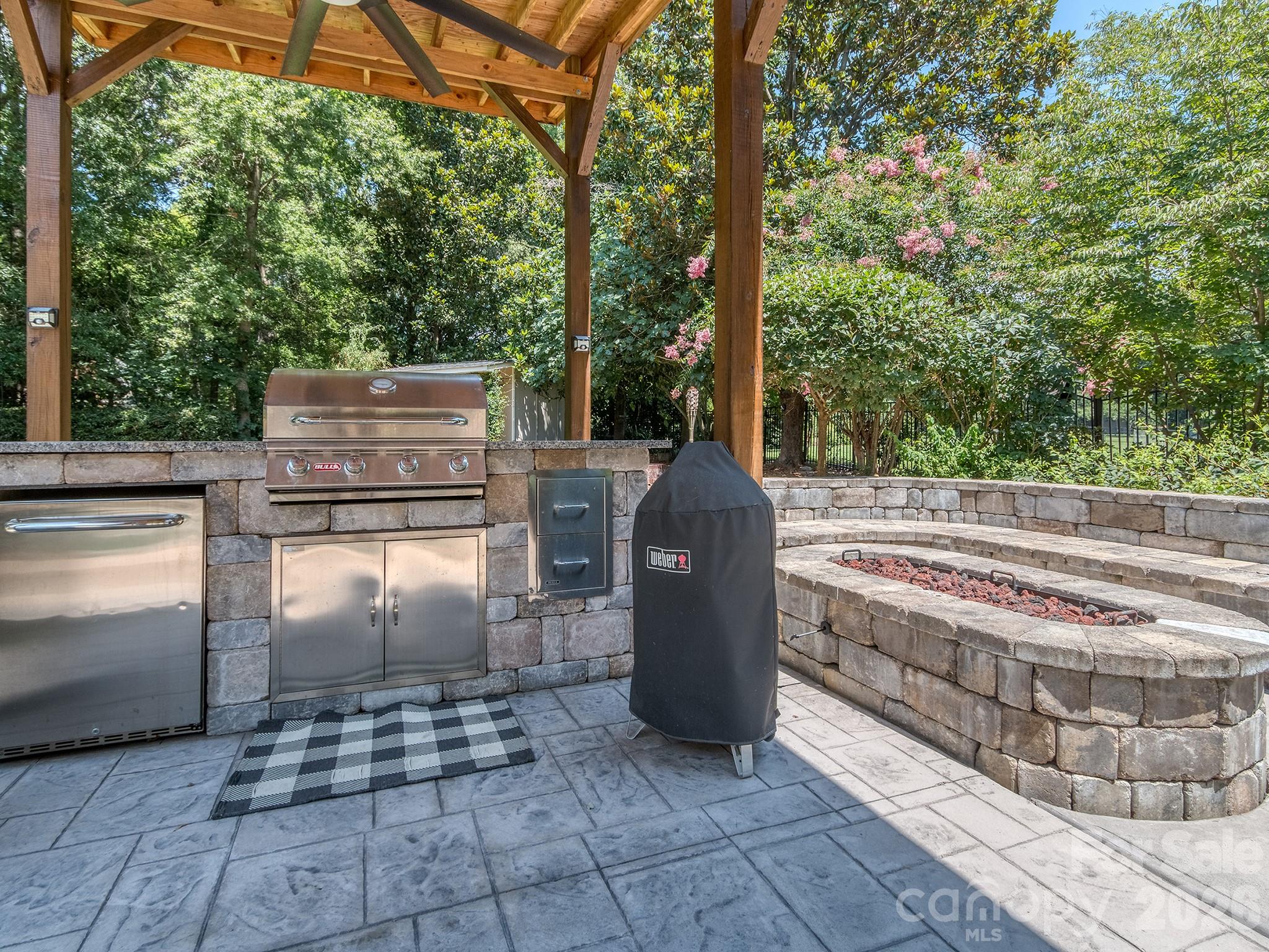 1733 White Pond Lane Property Photo 37