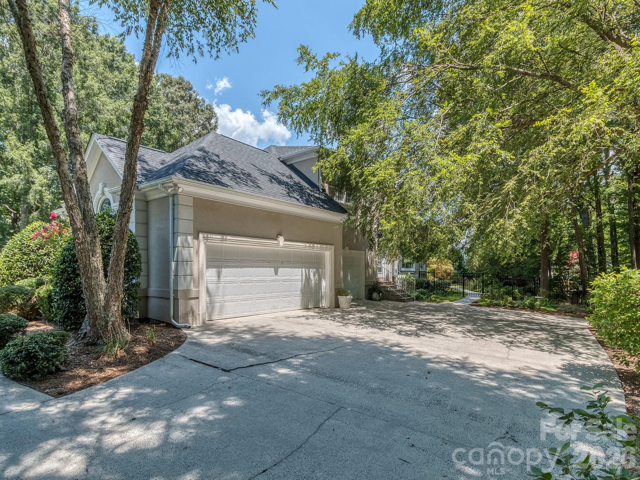1733 White Pond Lane Property Photo 41
