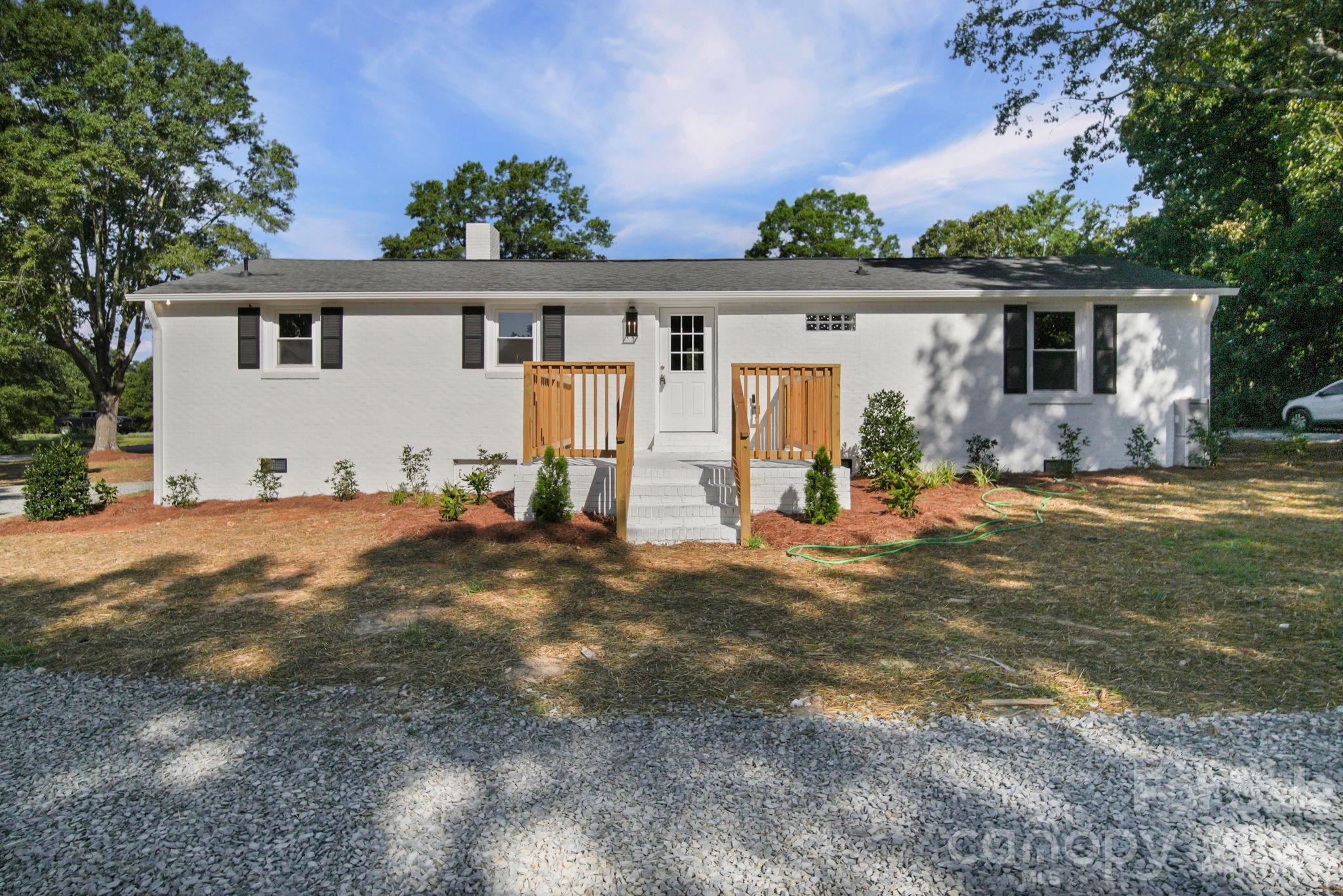 3312 Sikes Mill Road Property Photo 6
