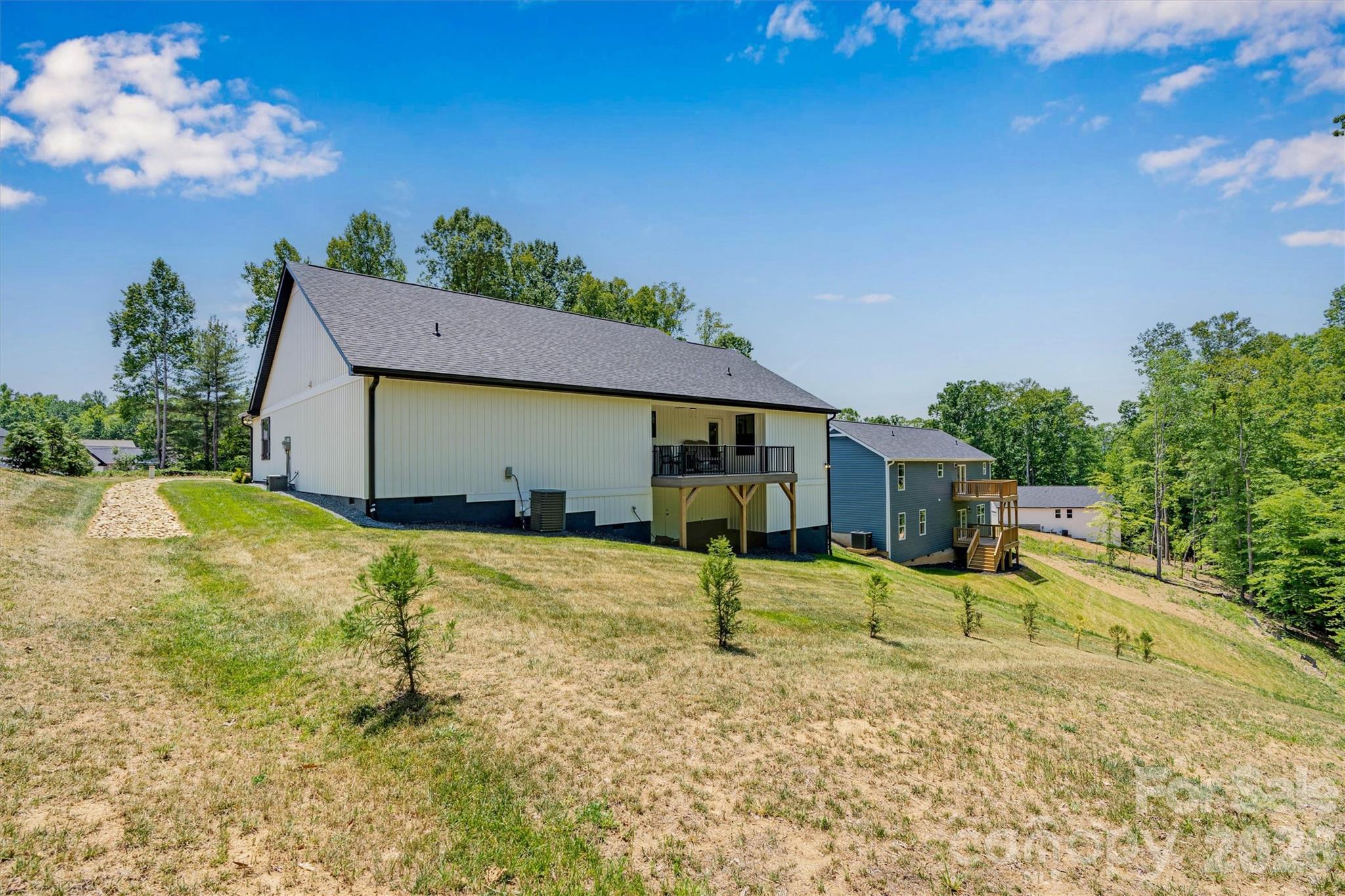1203 Summerhill Street Property Photo 34