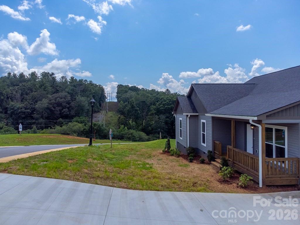 381 Scenic Ridge Circle Property Photo 3