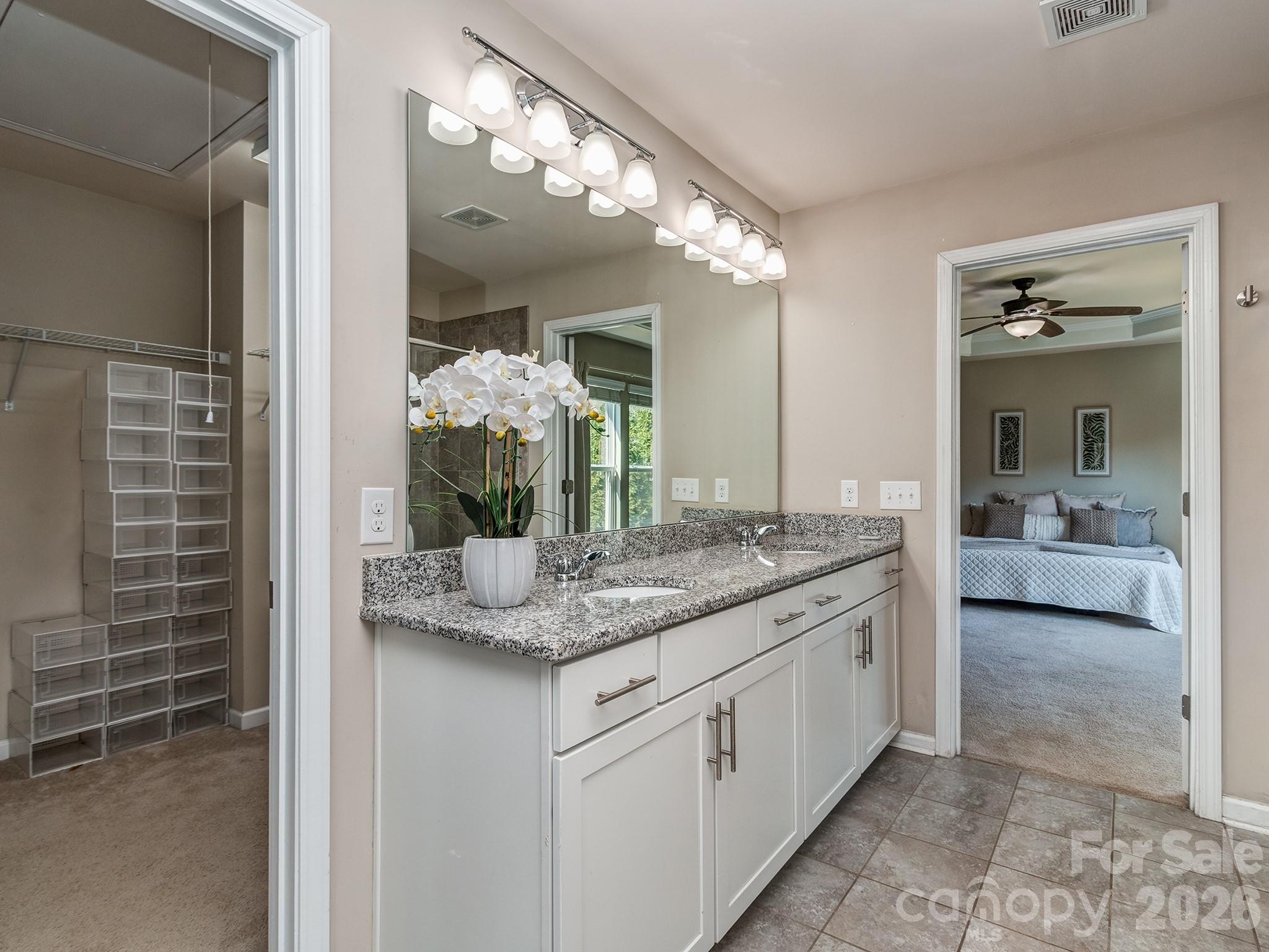 3831 Park South Station Boulevard Property Photo 21