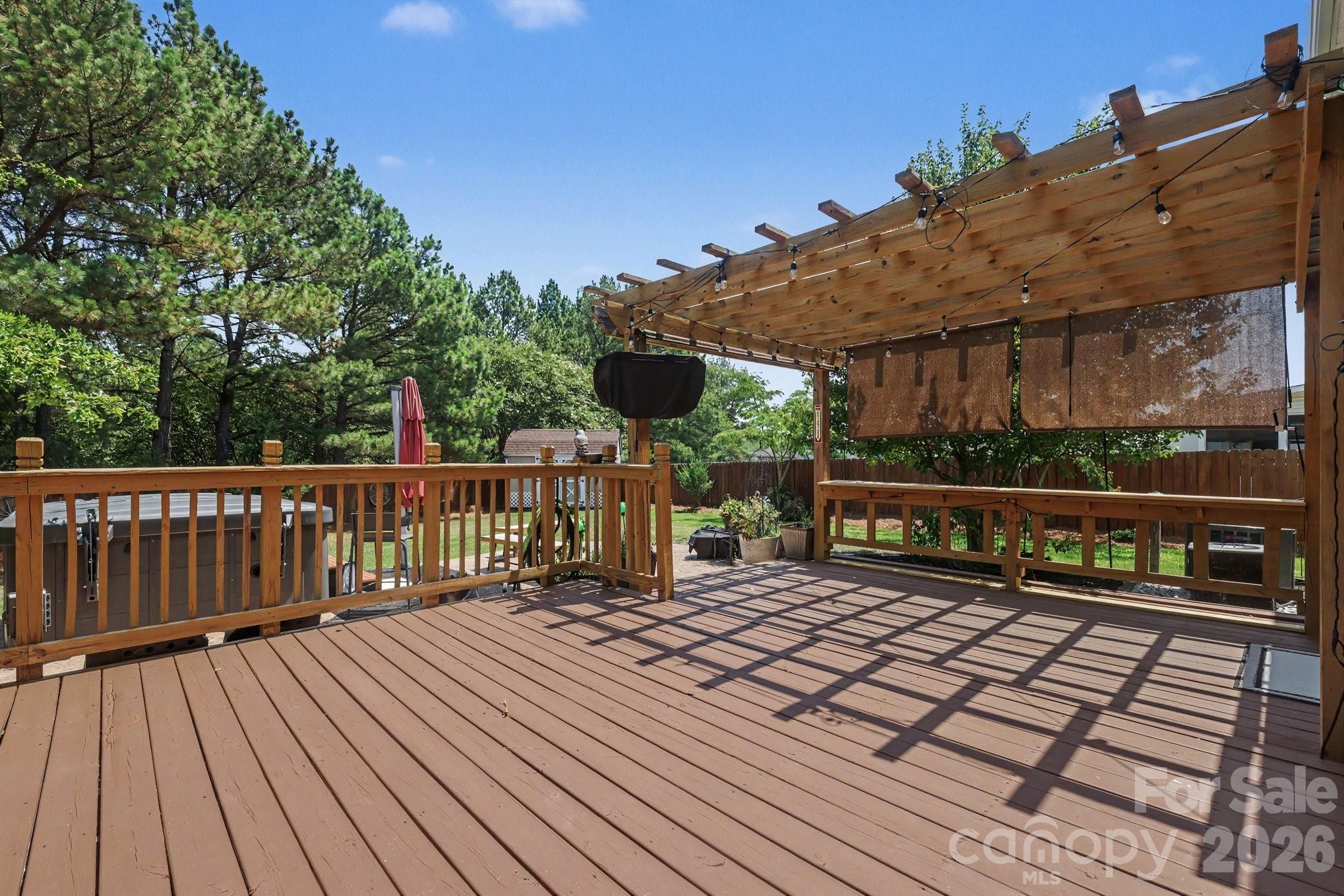 10912 Thousand Oaks Drive Property Photo 19