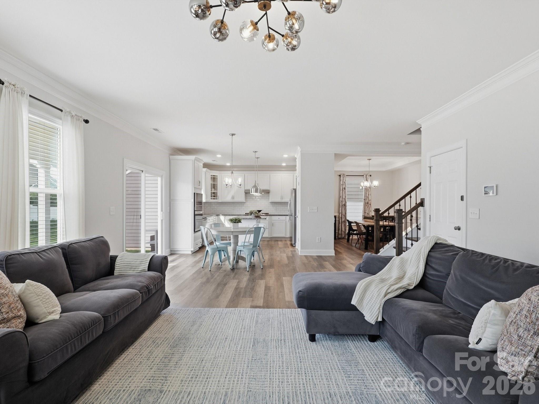 7122 Astella Way Property Photo 13