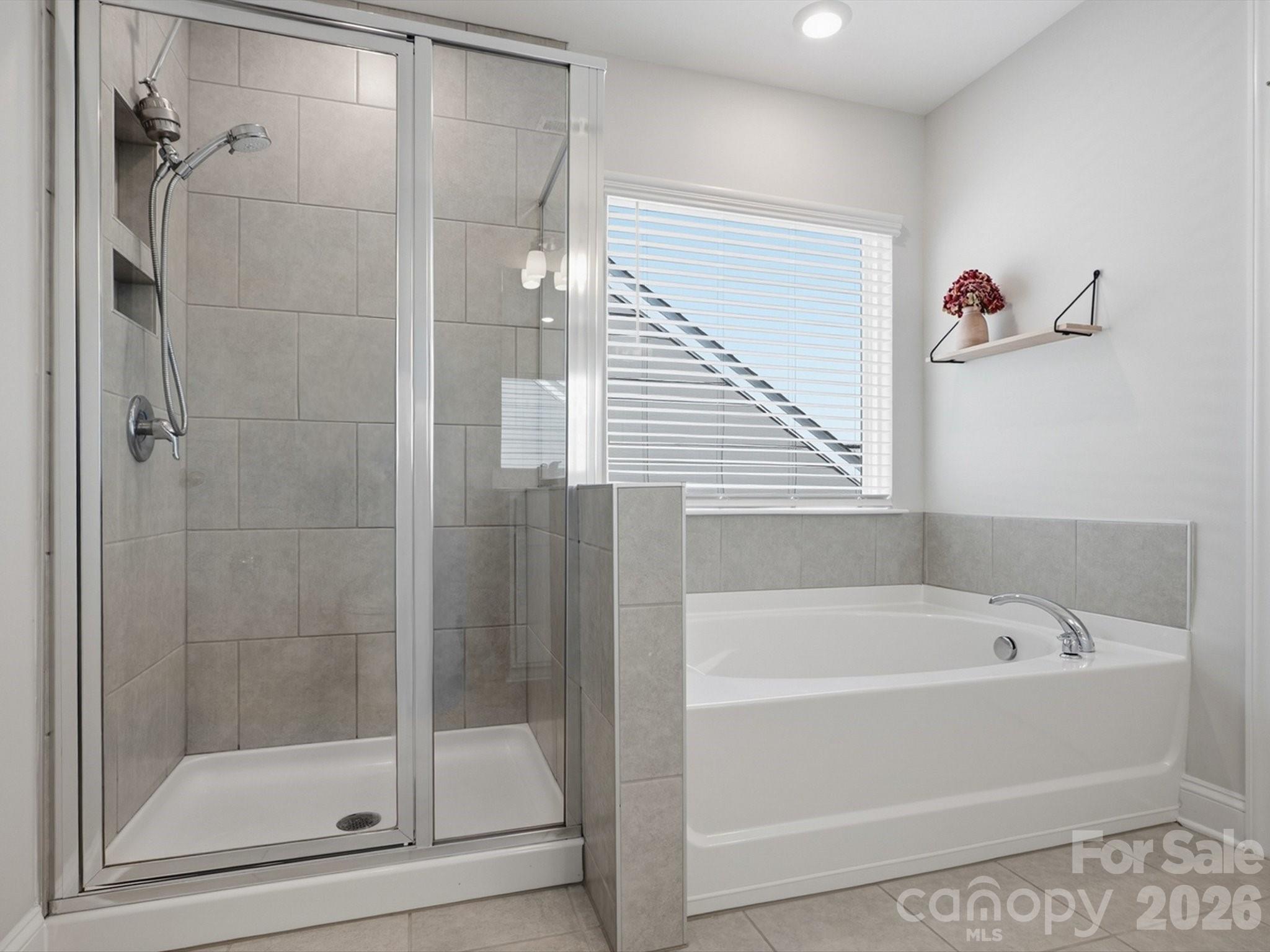 7122 Astella Way Property Photo 25