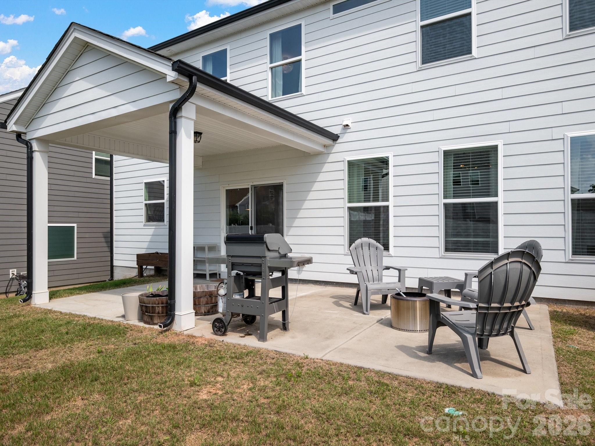 7122 Astella Way Property Photo 32