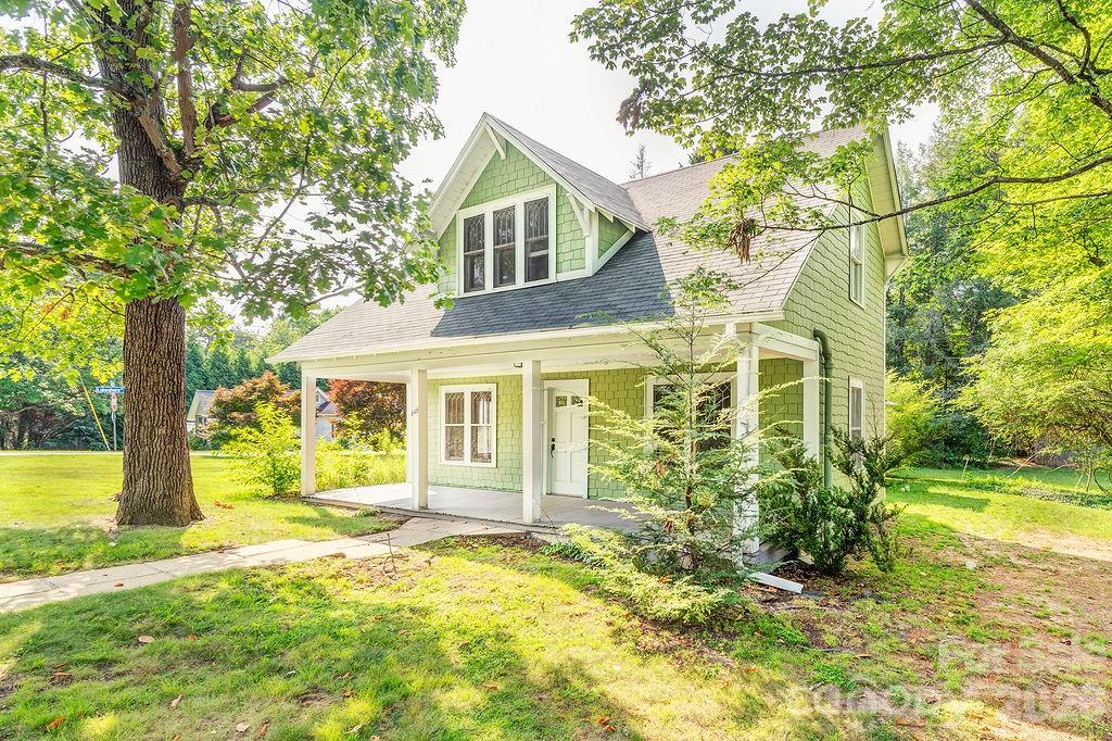 648 Lakeshore Drive Property Photo 1