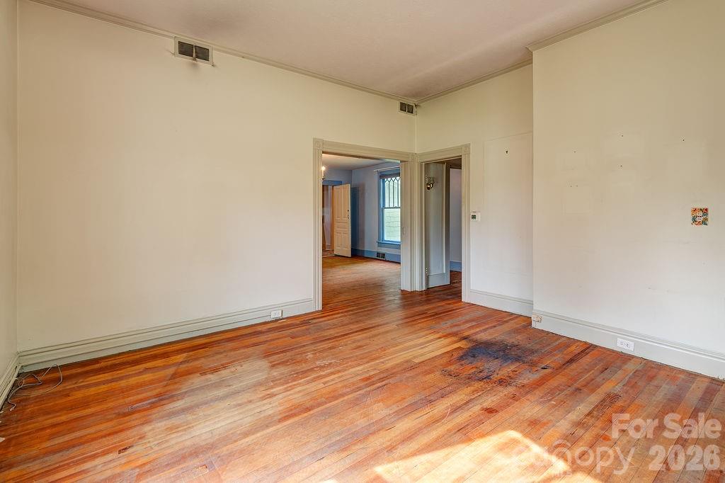 648 Lakeshore Drive Property Photo 11