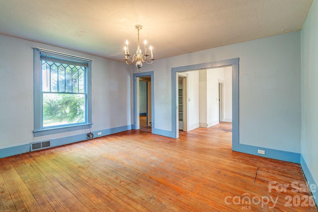 648 Lakeshore Drive Property Photo 14