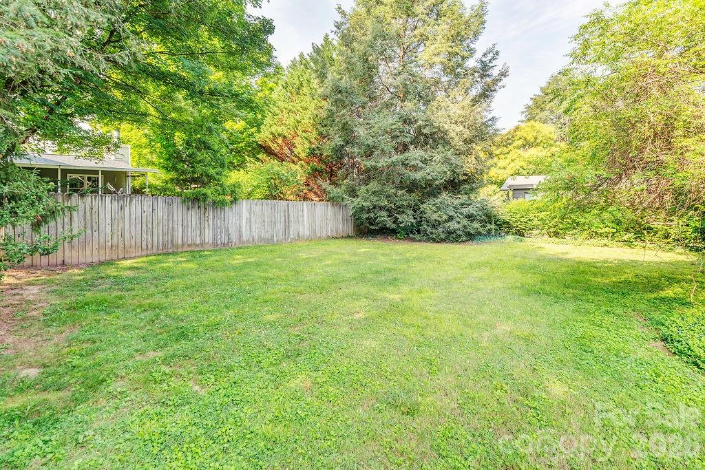 648 Lakeshore Drive Property Photo 26