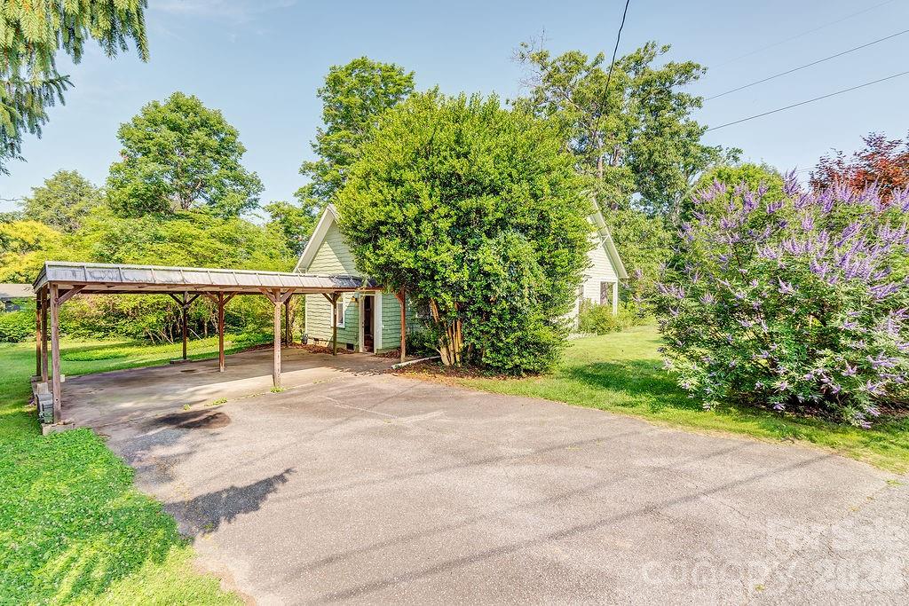 648 Lakeshore Drive Property Photo 27