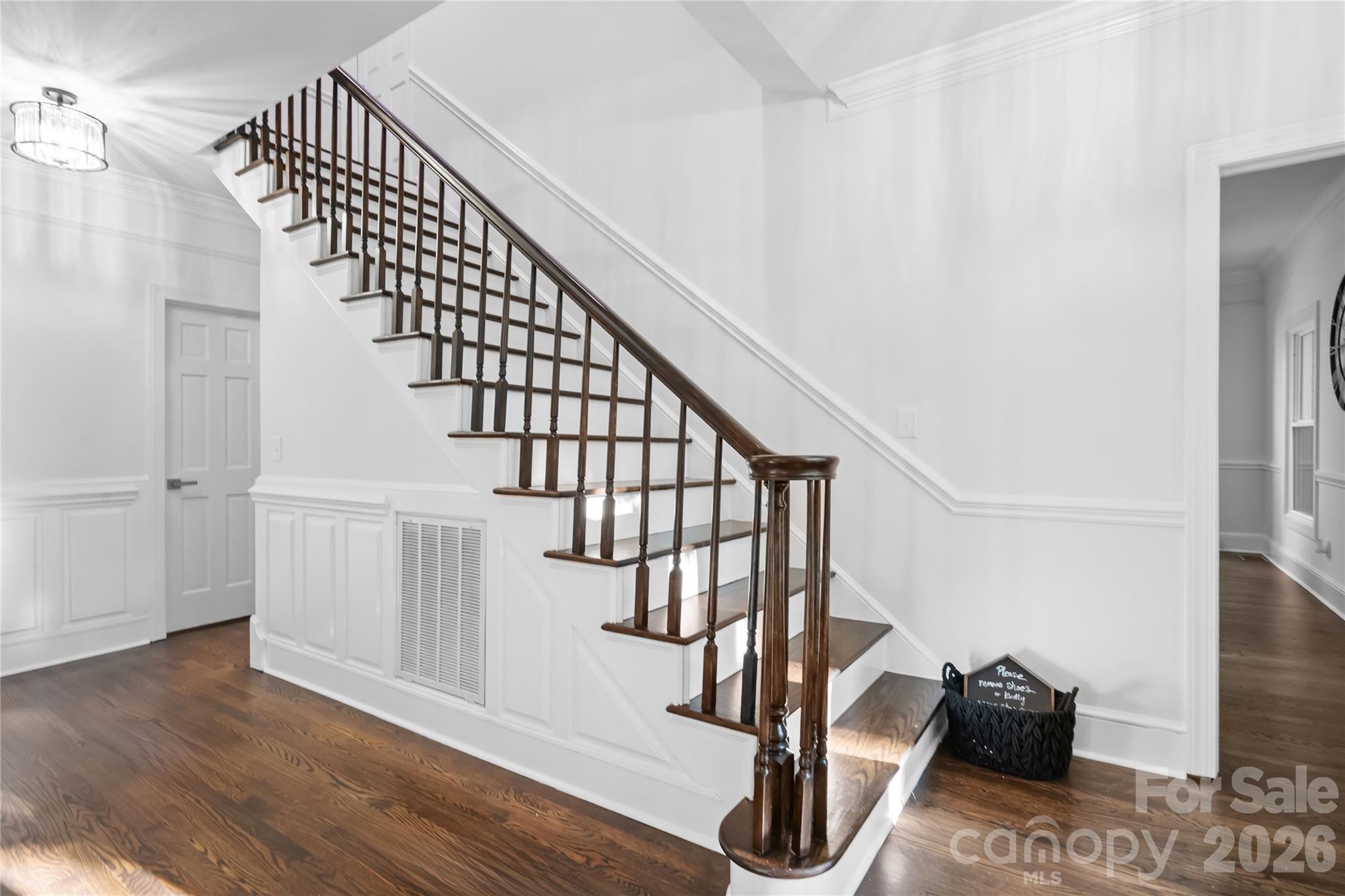 8503 Foxbridge Drive Property Photo 13