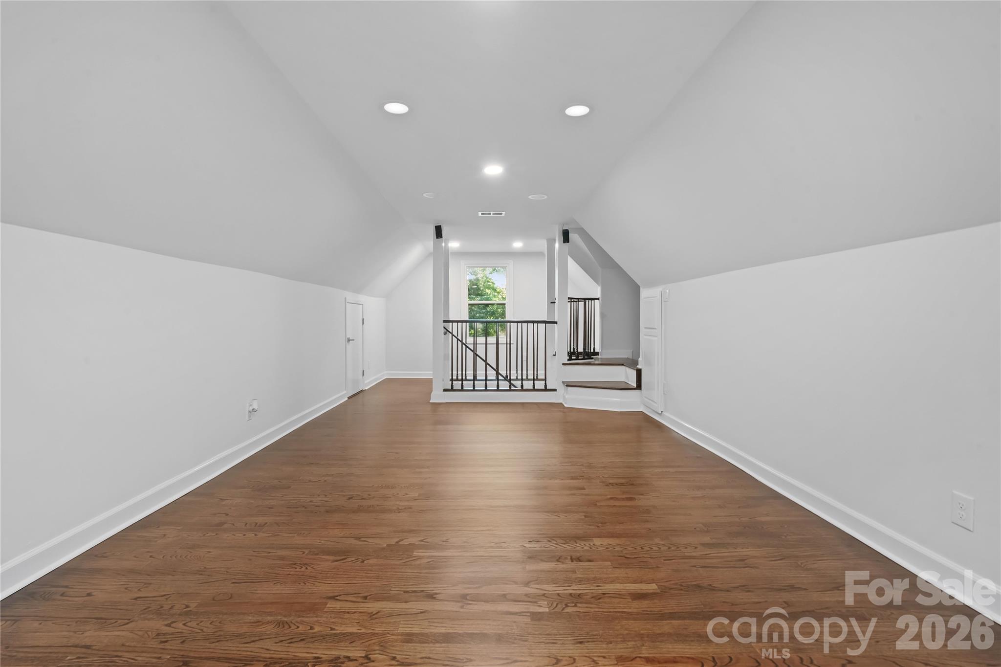 8503 Foxbridge Drive Property Photo 24