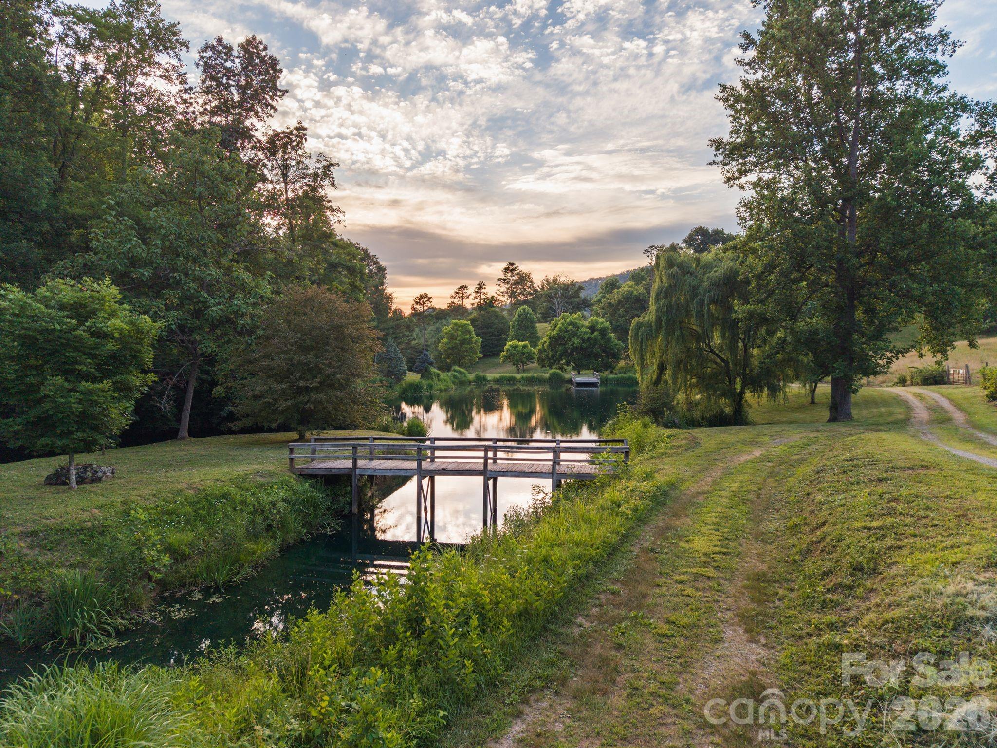 1372 & 1370 Barnardsville Highway Property Photo 7